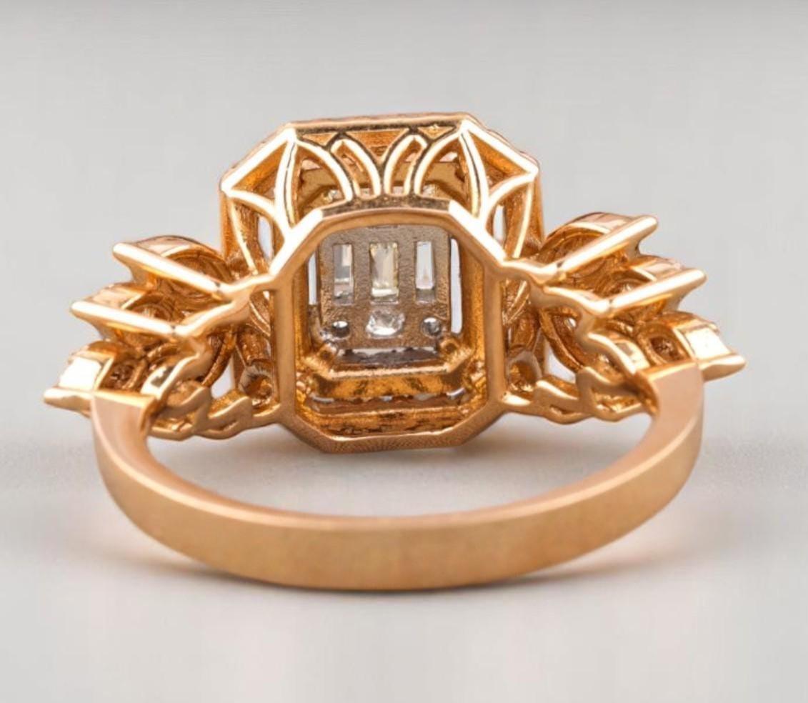 Diamant-Cluster-Ring aus 14k massivem Gold mit Smaragdschliff und Diamanten (zertifiziert) Damen im Angebot