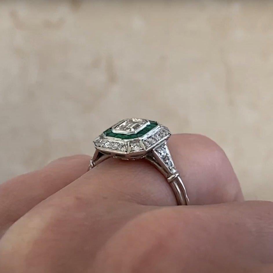 Bague à double halo en diamant taille émeraude (GIA environ 0,5 carats), platine en vente 1
