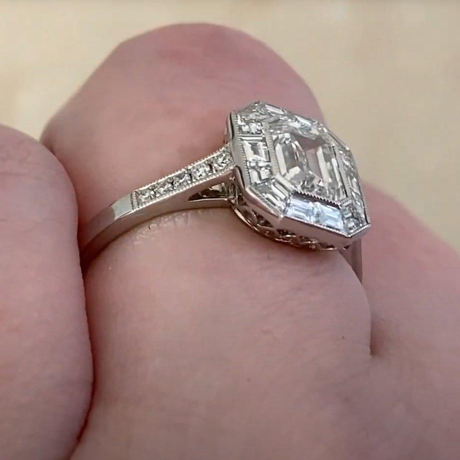 Emerald Cut Diamond Engagement Halo Ring (GIA Approx. 1-Carat), Platinum In Excellent Condition For Sale In New York, NY