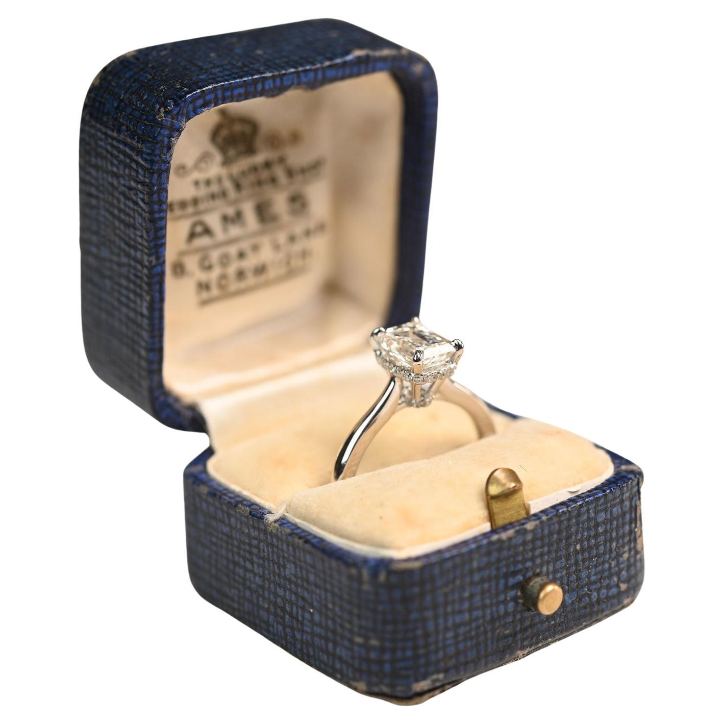 Emerald Cut Diamond Engagement Ring (GIA Approx 1.50-Carats) Platinum For Sale