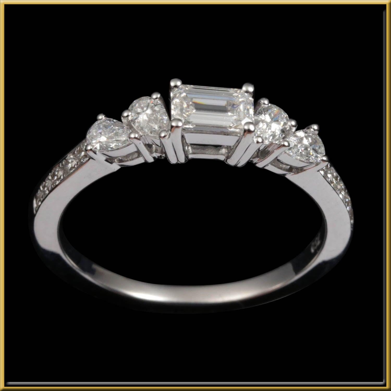 For Sale:  Emerald Cut Diamond Engagement Ring in 18 Karat Gold 3