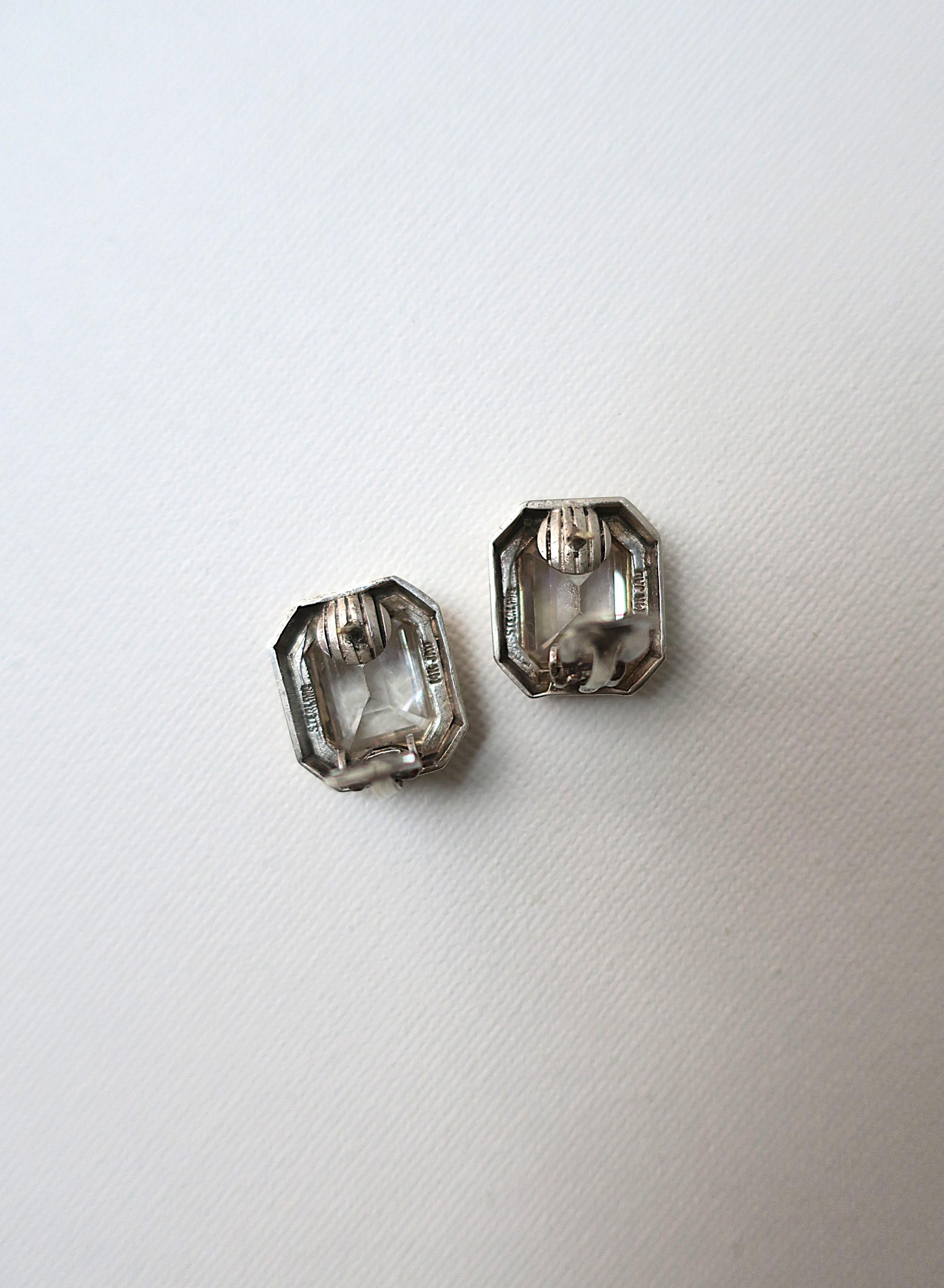 Boucles d'oreilles en or 14 carats et argent sterling avec diamants taille émeraude en vente 8