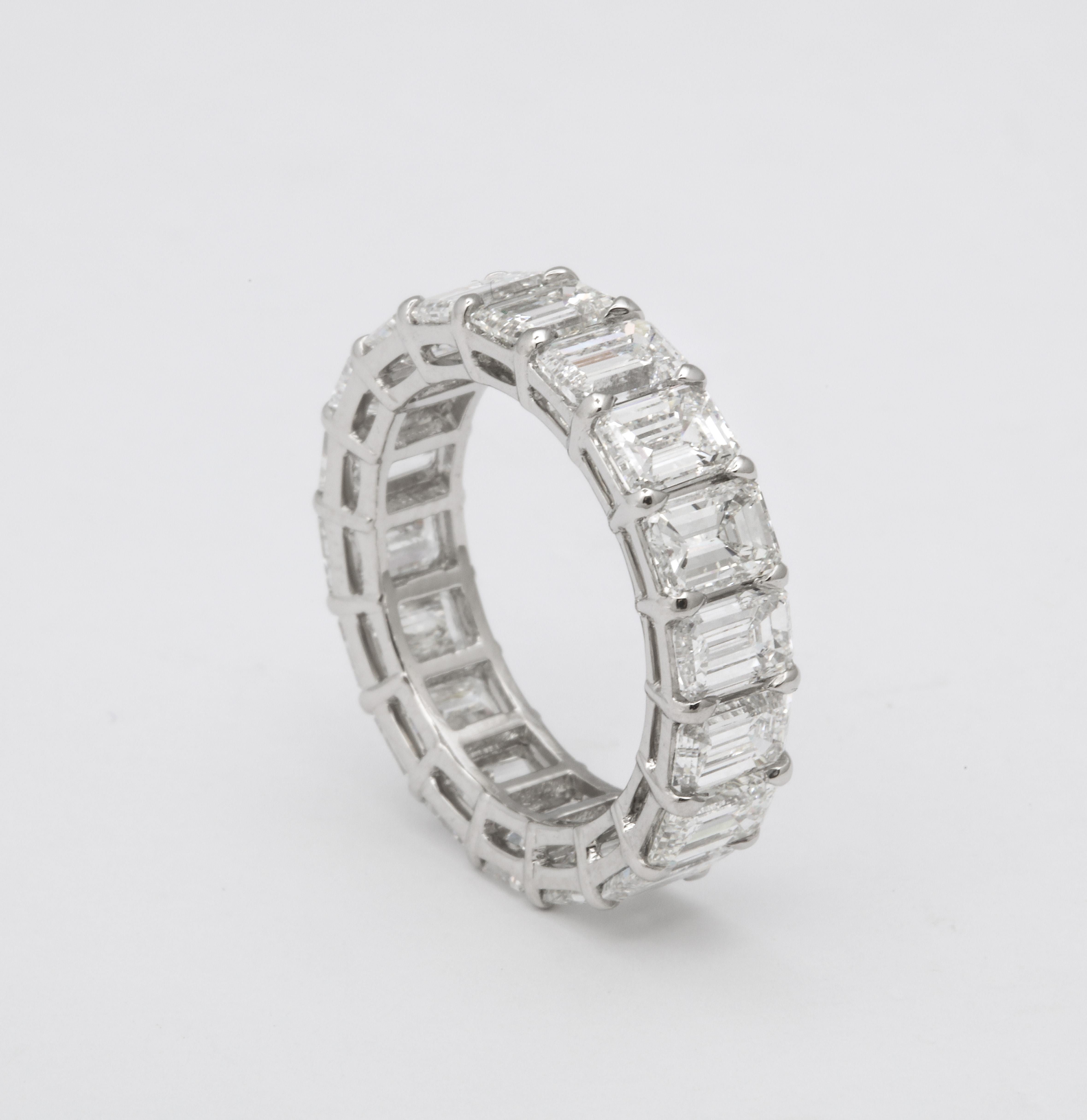 Bracelet d'éternité en diamants taille émeraude en vente 1