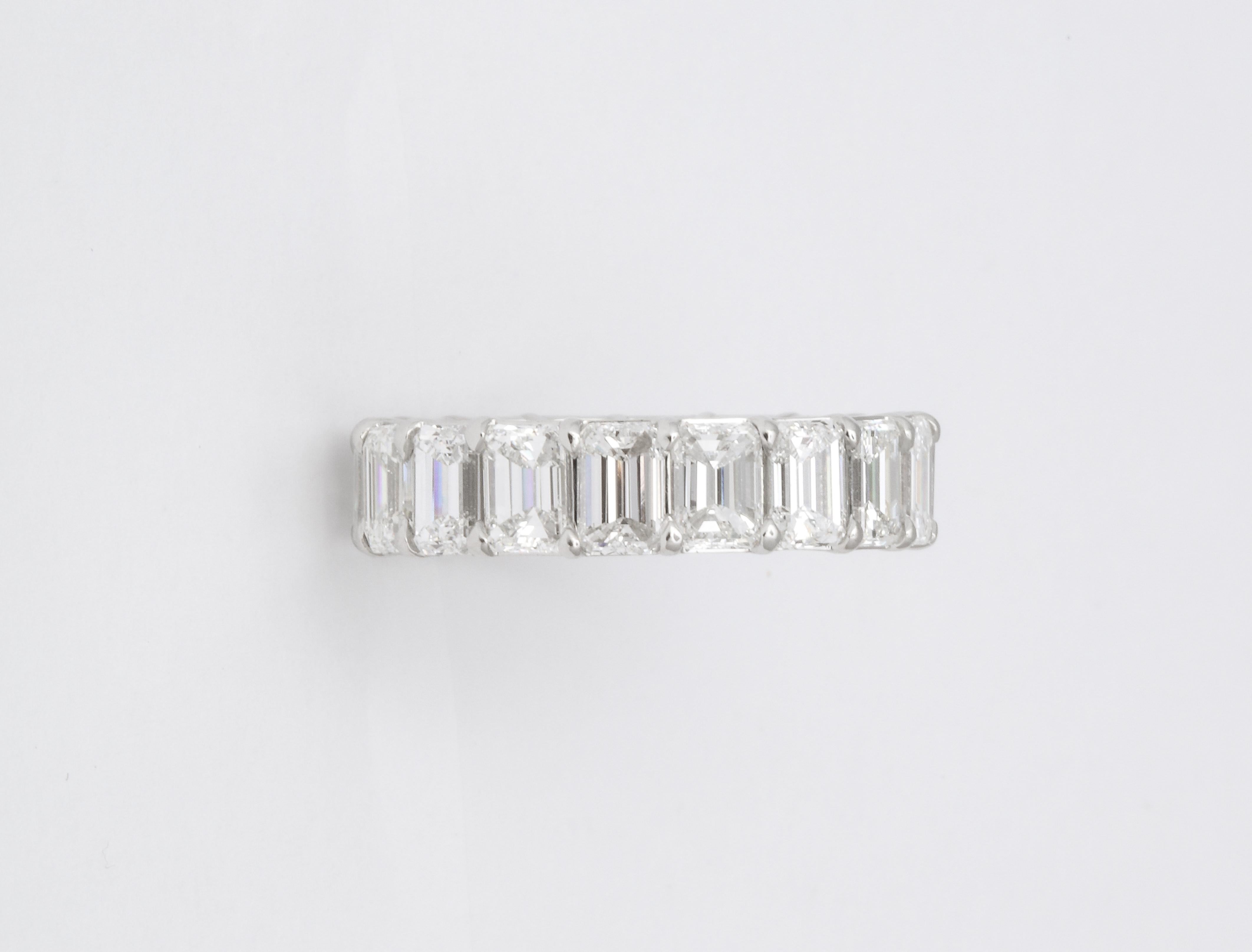 Bracelet d'éternité en diamants taille émeraude en vente 3