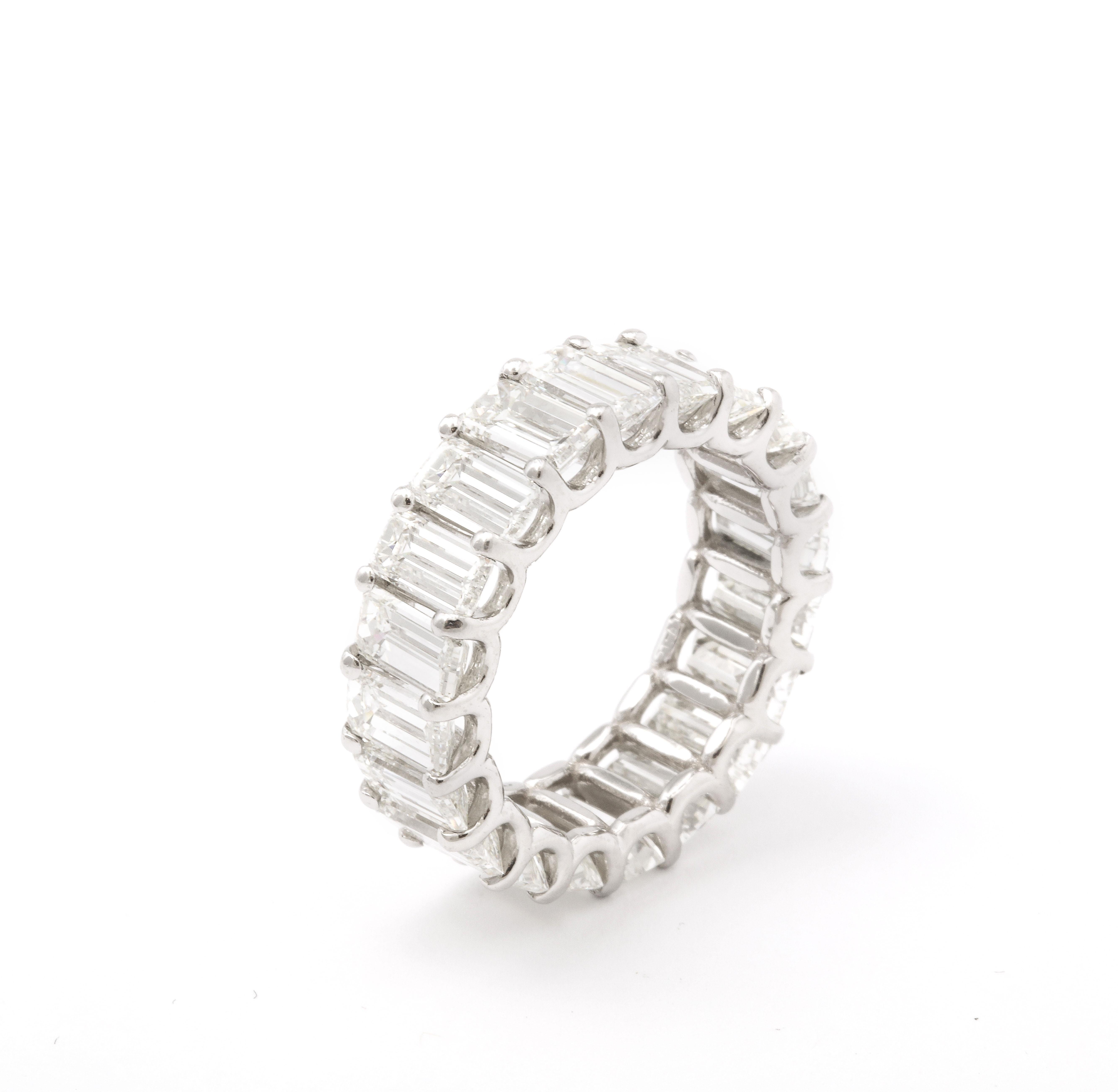 Emerald Cut Diamond Eternity Band For Sale 5