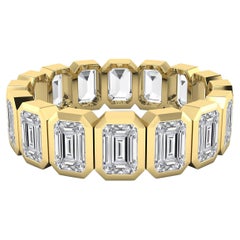 Used Emerald Cut Diamond Eternity Band Ring in 18 Karat Yellow Gold