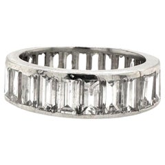 Smaragdschliff-Diamant-Echtzeitring aus Platin, Größe 6