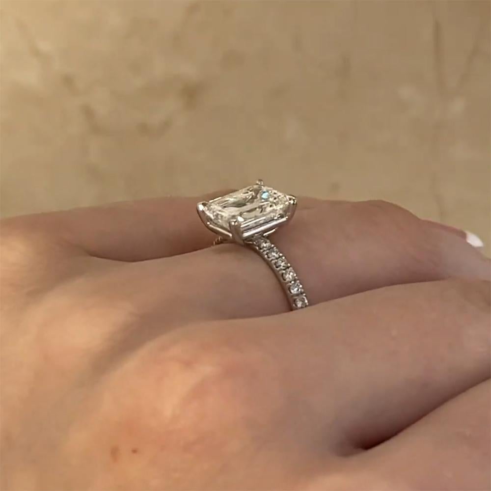 Women's Emerald Cut Diamond Prong-Set Engagement Ring (GIA Approx 2.70-Carats), Platinum For Sale