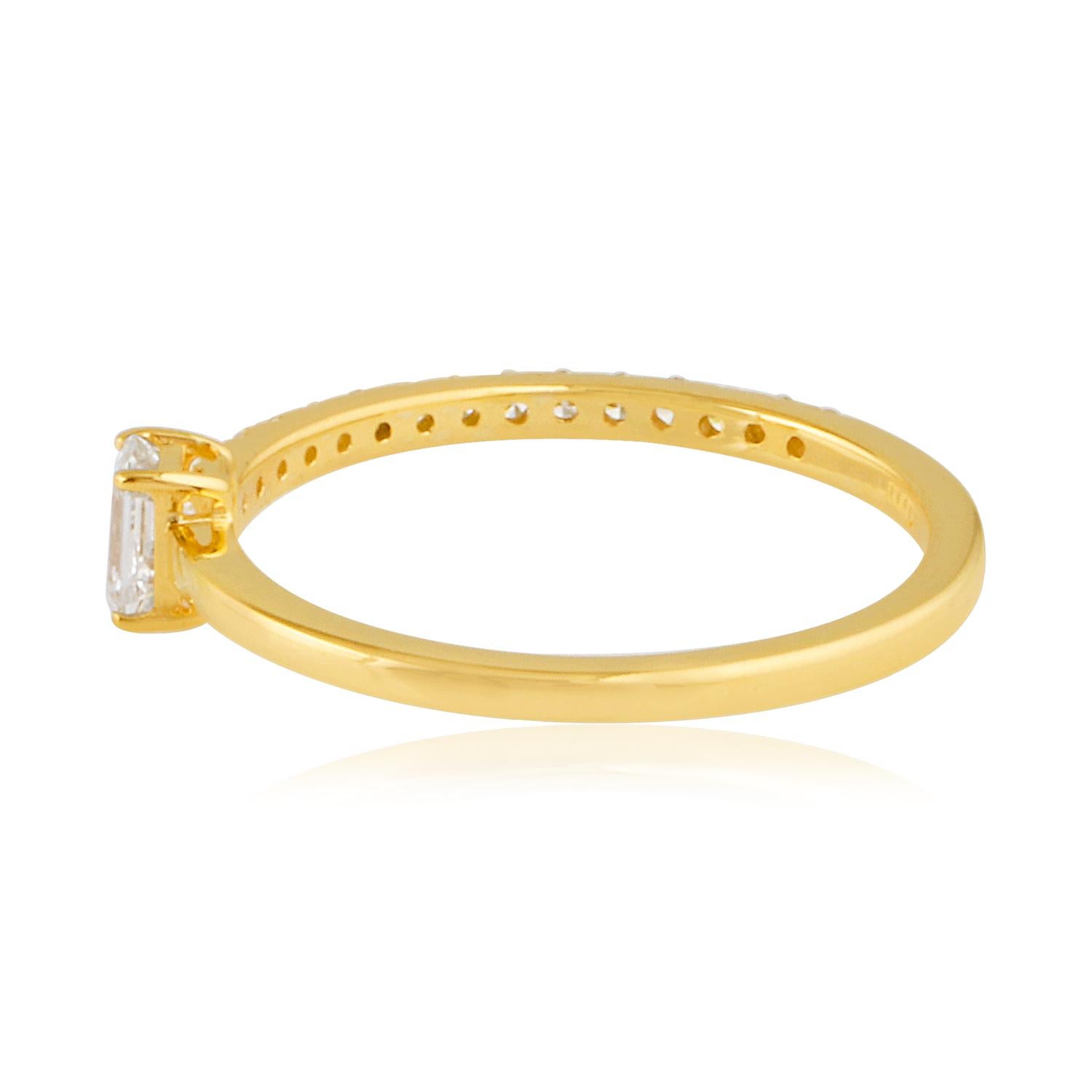 For Sale:  Emerald Cut Diamond Half Eternity Band Ring 14 Karat Yellow Gold Fine Jewelry 2