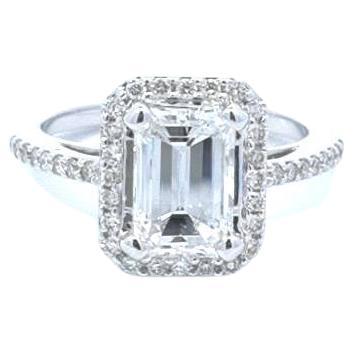 Smaragdschliff Diamant Halo Verlobungsring 2,08ct