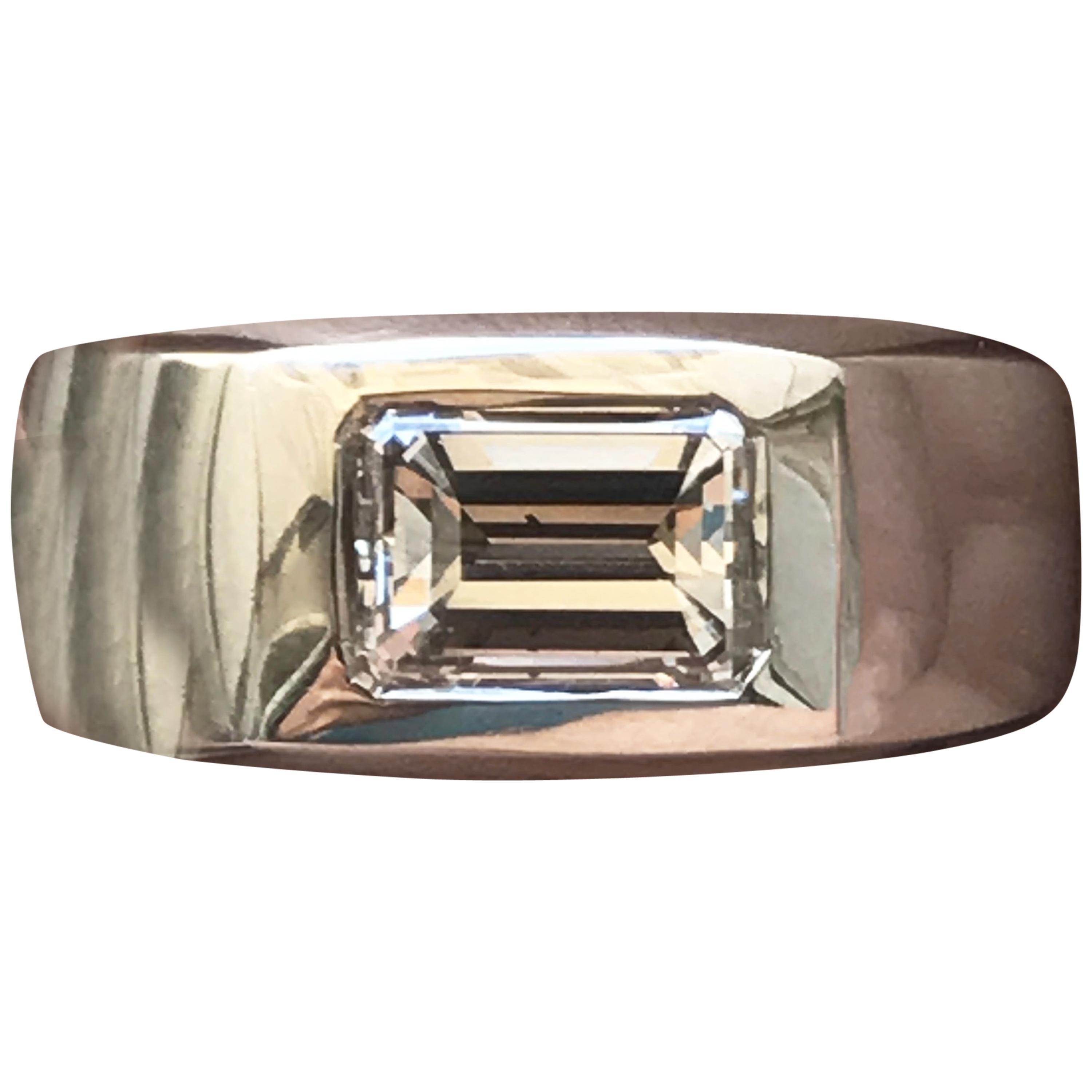 Smaragdschliff-Diamant Herrenring aus Platin, 2,29 Karat G SI2 im Angebot