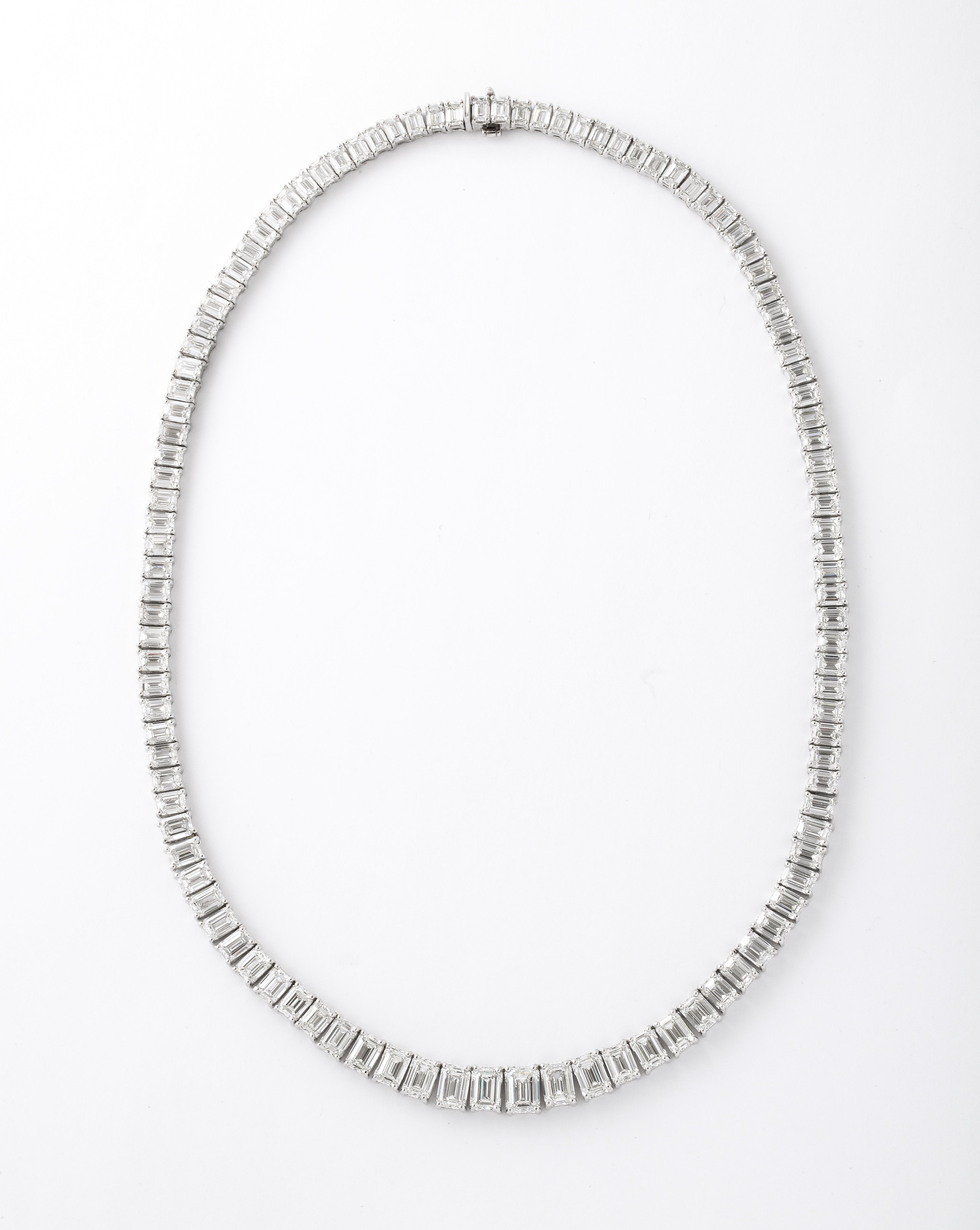 Diamant-Halskette mit Smaragdschliff 1