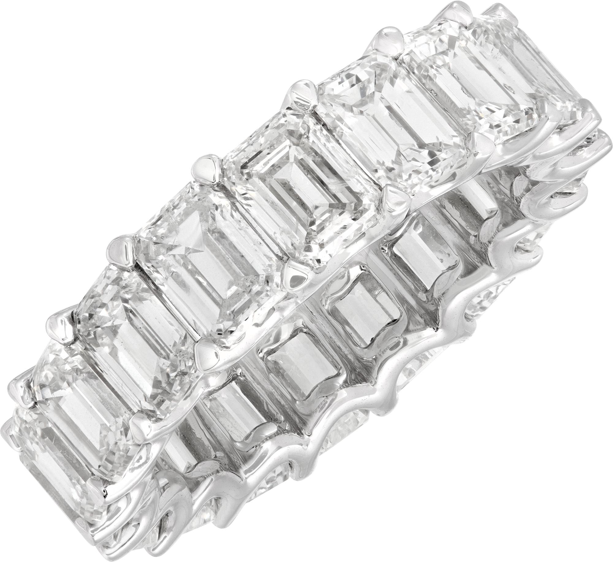 Emerald Cut Diamond Platinum Eternity Band In Excellent Condition For Sale In Surfside, FL