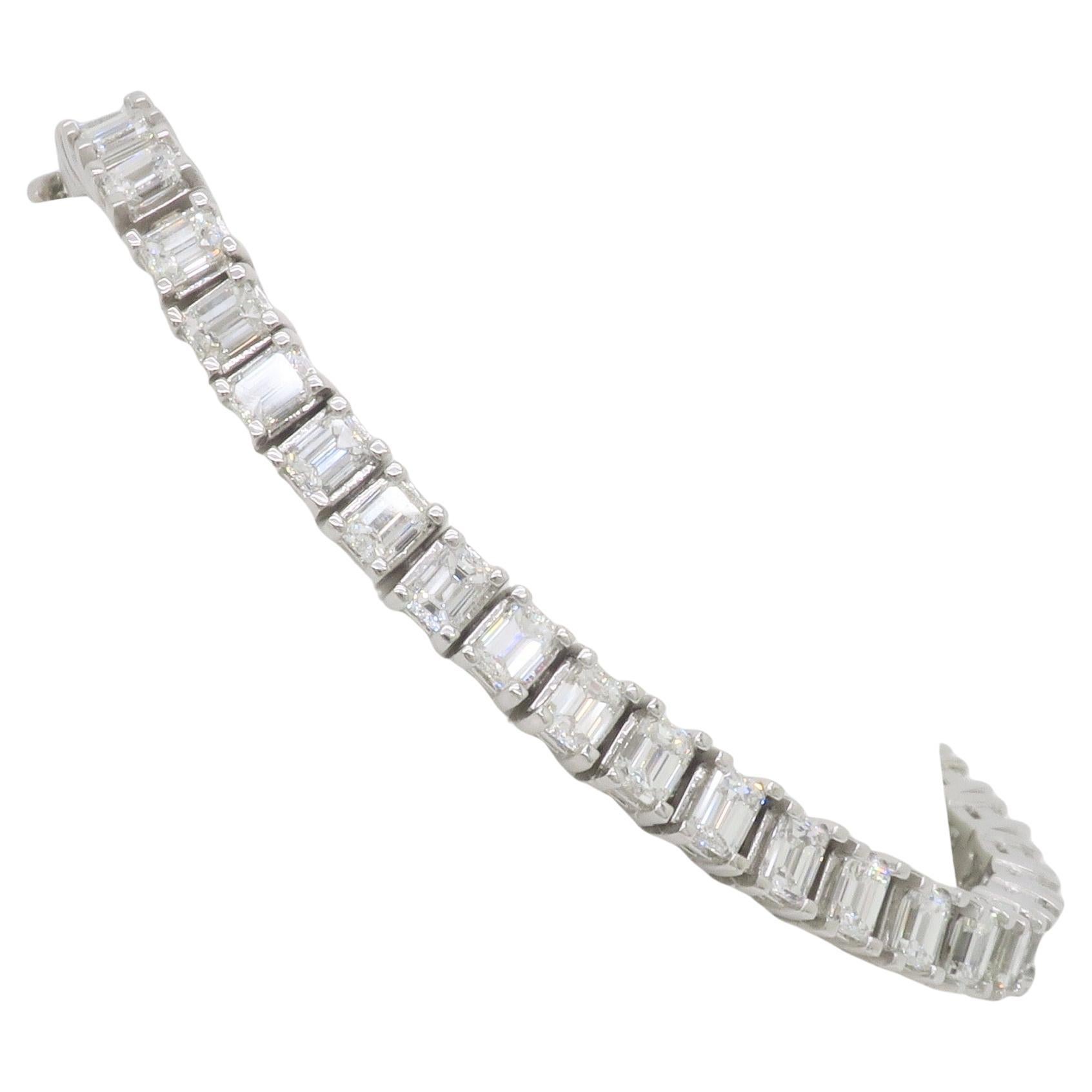 Bracciale tennis con diamanti taglio smeraldo