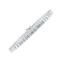 Bracciale tennis con diamanti taglio smeraldo in oro bianco 14K, 6,01 carati