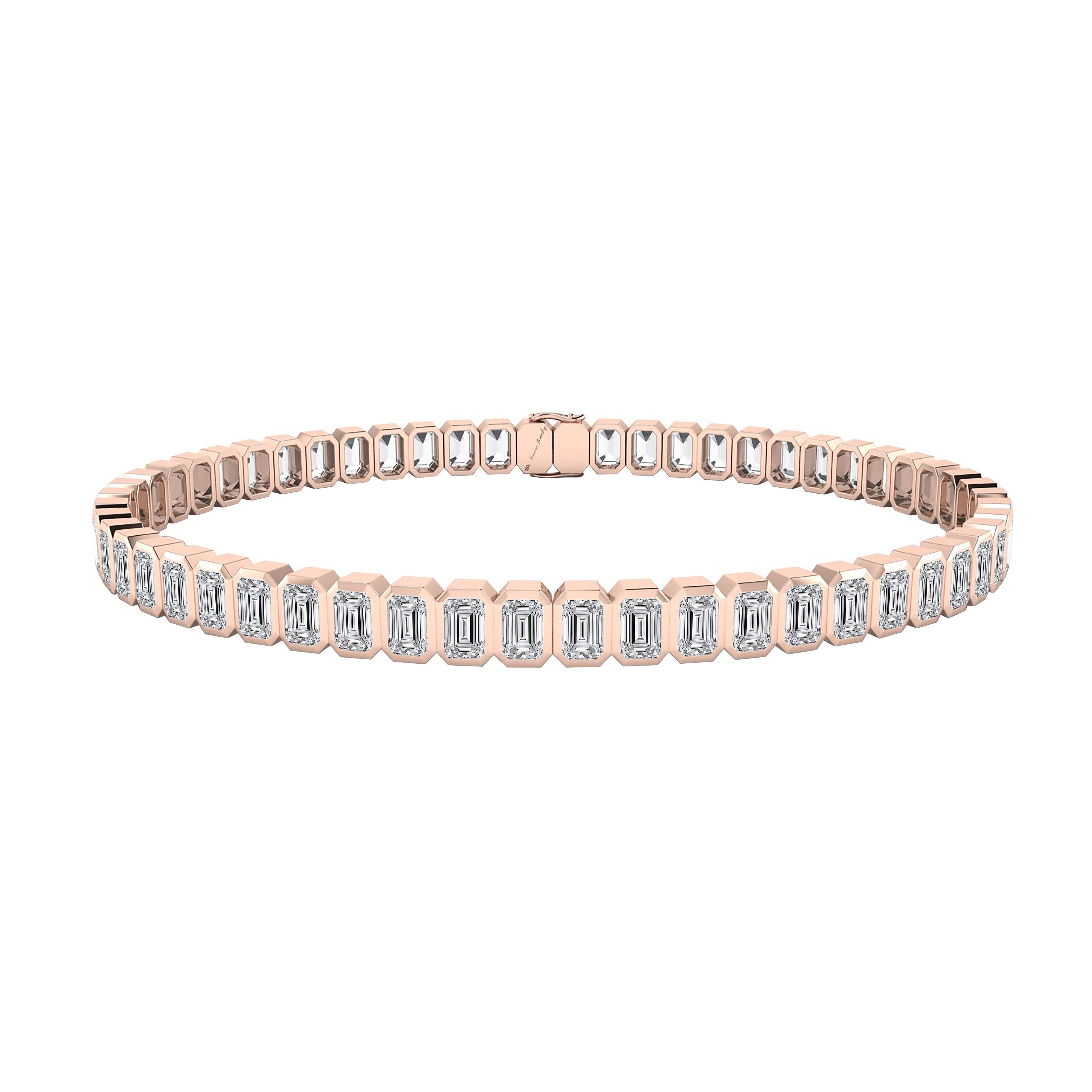 Tennisarmband aus 18 Karat Roségold mit Diamanten im Smaragdschliff (Moderne) im Angebot