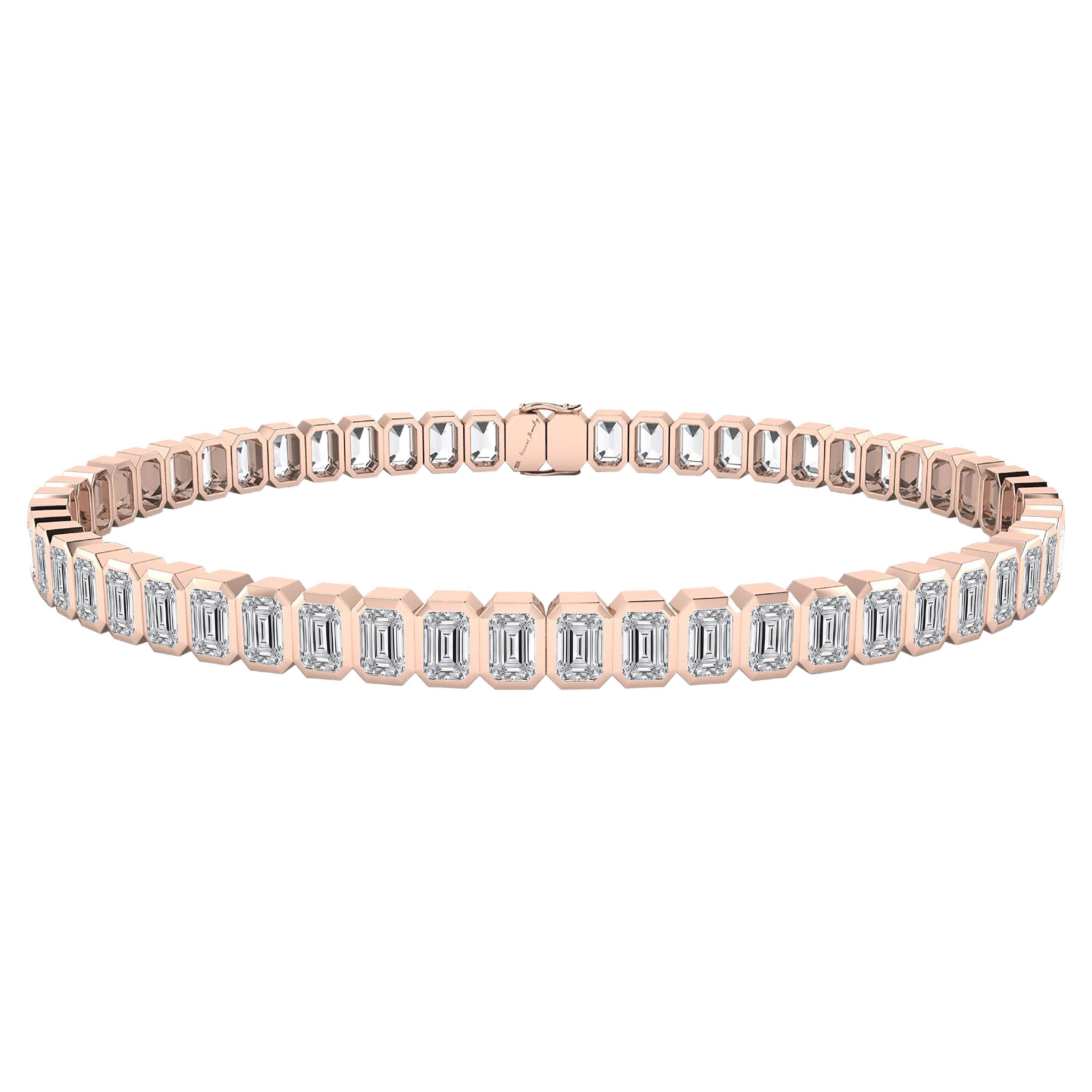 Bracelet tennis en or rose 18 carats avec diamants taille émeraude en vente