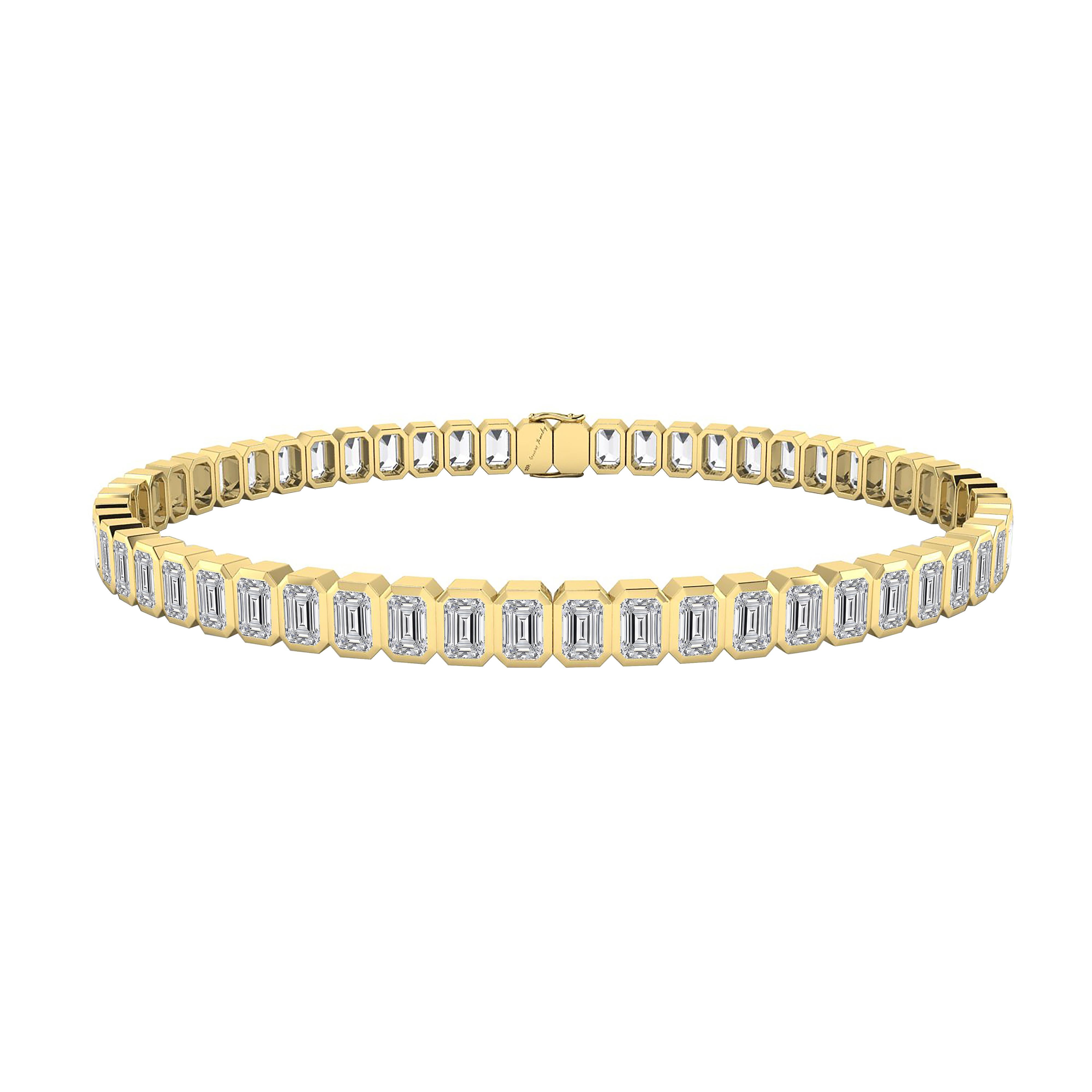 Tennisarmband aus 18 Karat Gelbgold mit Diamanten im Smaragdschliff (Moderne) im Angebot