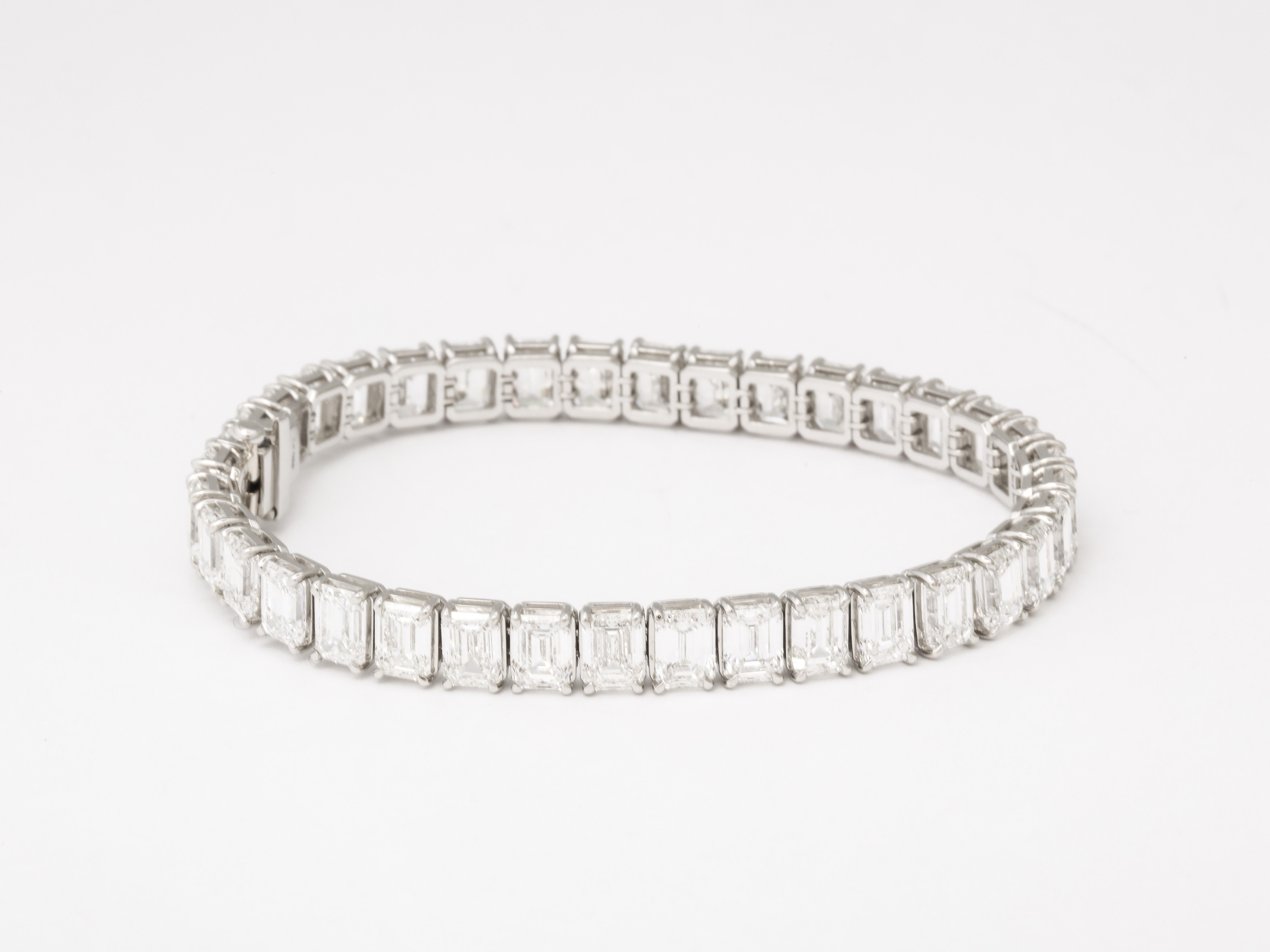 Smaragdschliff Diamant Tennis Line Armband  4