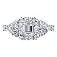 Roman Malakov Verlobungsring aus Weißgold mit 0,71 Karat Diamant-Halo im Smaragdschliff