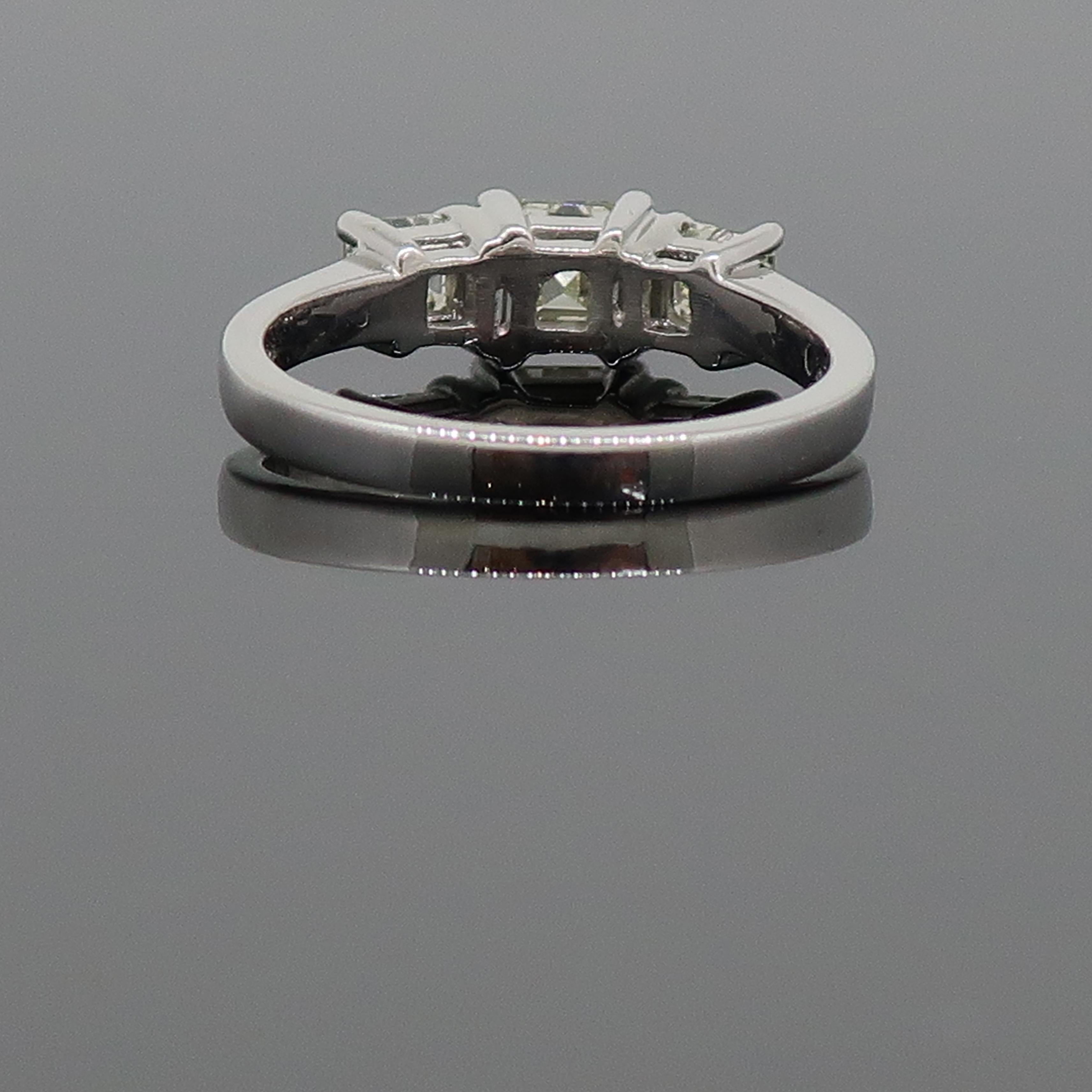 Emerald Cut Diamond Three-Stone Ring 18 Karat White Gold 0.76ct In New Condition For Sale In East Grinstead, GB