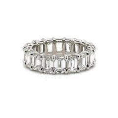 Emerald Cut Diamond Wedding Band 7.41 Carats 0.40 Points F-G VVS2-VS2 Platinum