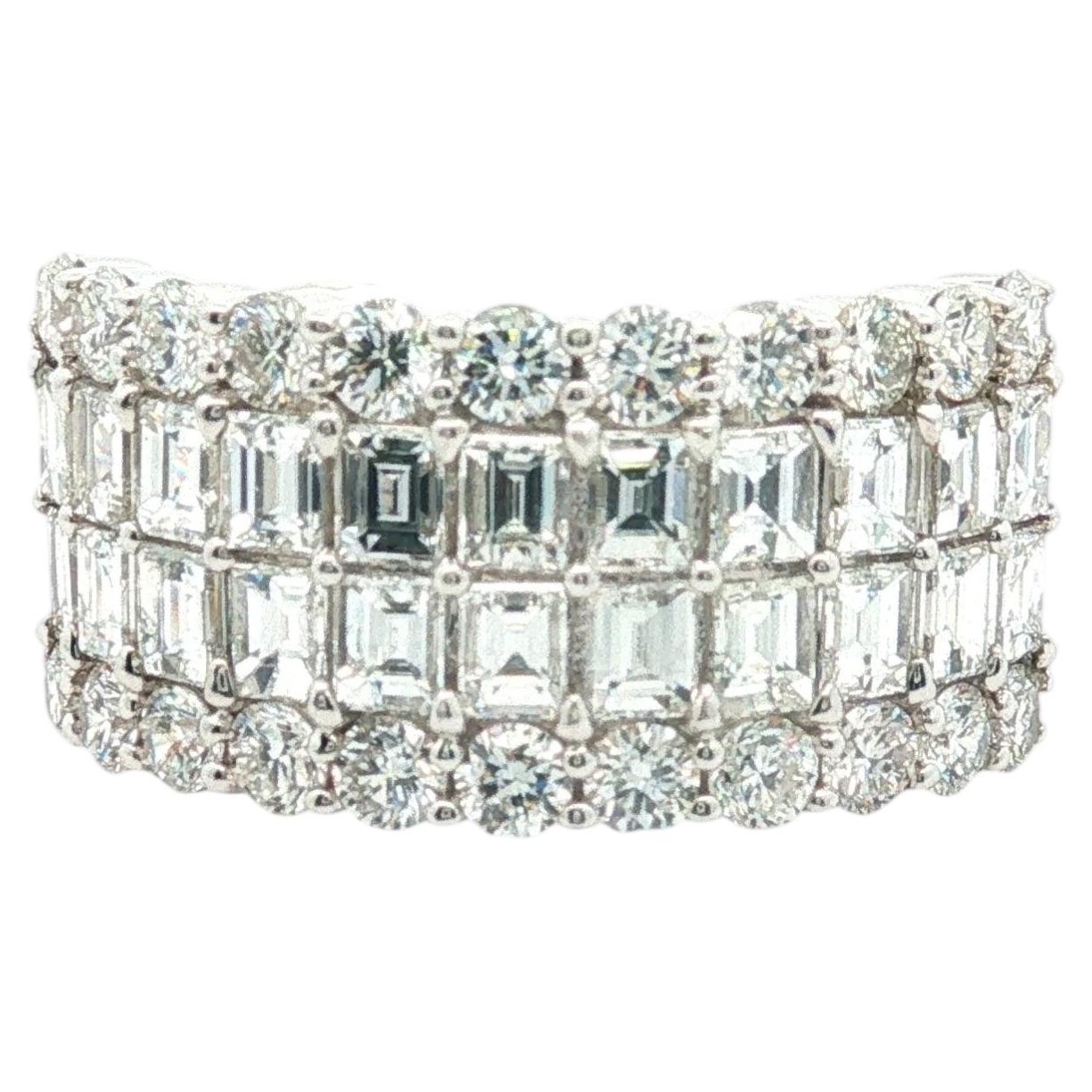 Smaragdschliff-Diamant-Breitbandring Rundbrillant 18K Weißgold