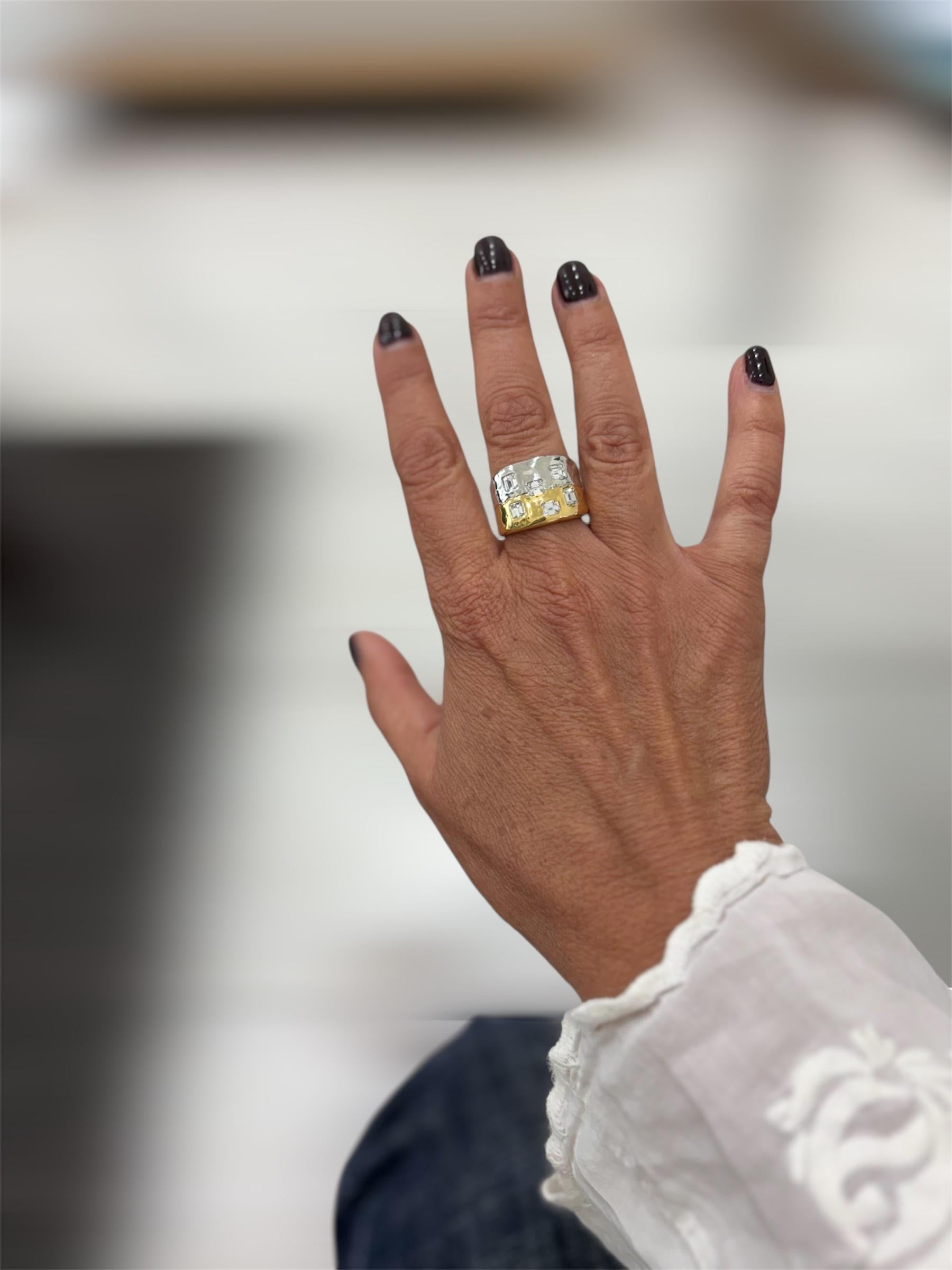 Faraone Italia Anello in oro giallo e bianco con diamante taglio smeraldo in vendita 9