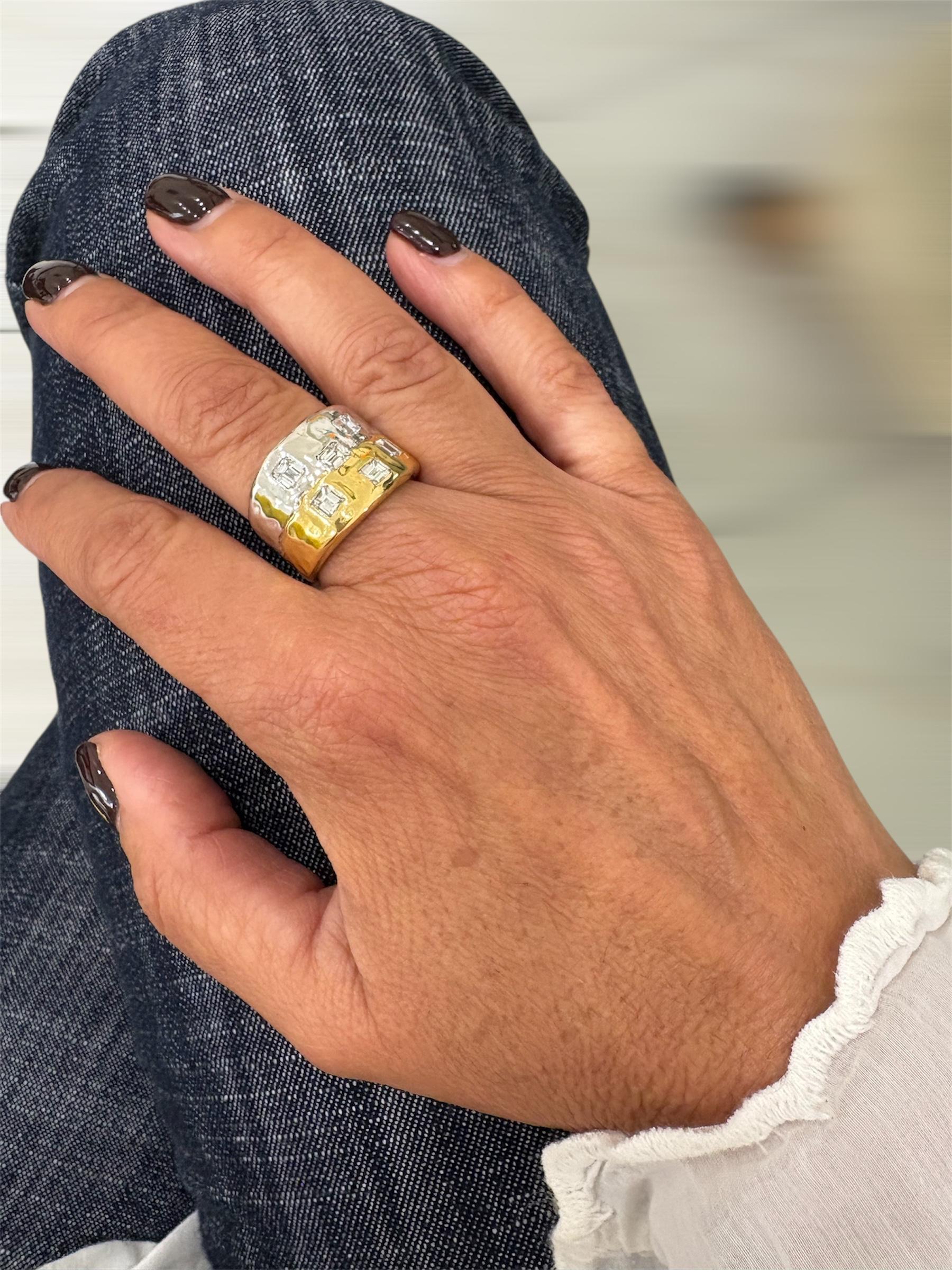 Faraone Italia Anello in oro giallo e bianco con diamante taglio smeraldo in vendita 11
