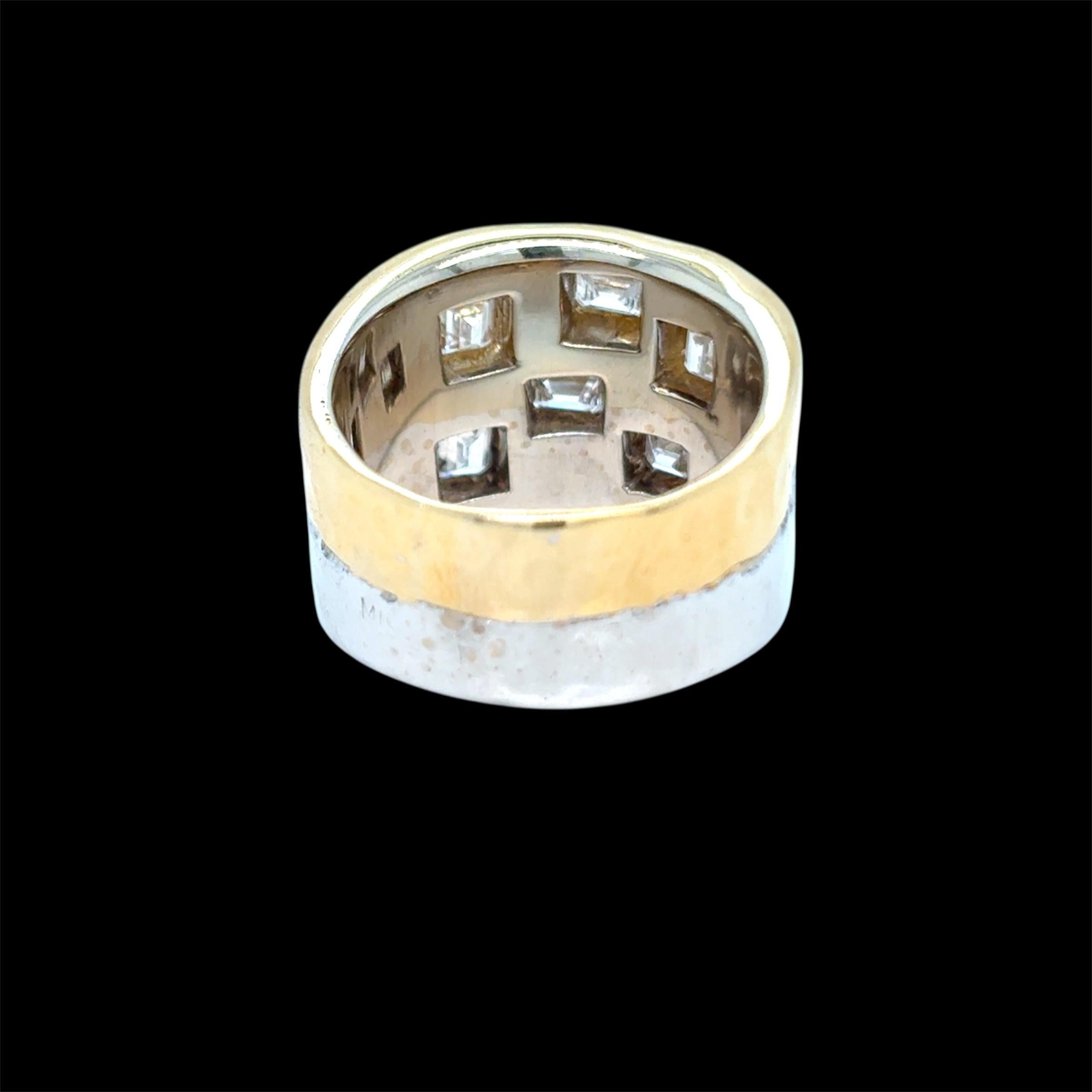 Faraone Italia Anello in oro giallo e bianco con diamante taglio smeraldo in vendita 2