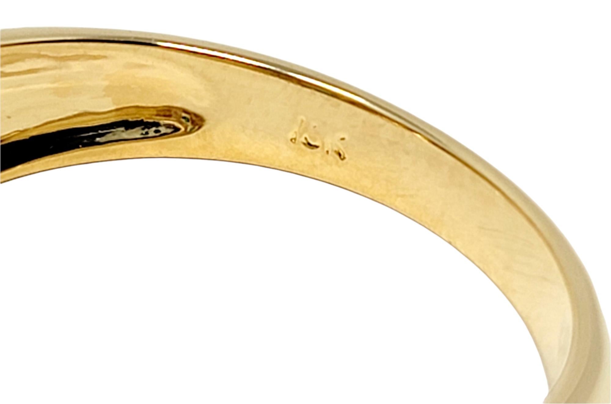 Emerald Cut Emerald and Diamond Ridged Band Ring in 18 Karat Yellow Gold For Sale 3