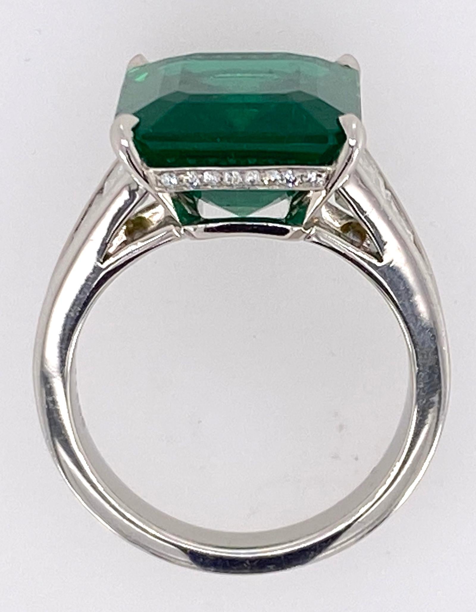 Emerald Cut Emerald and Diamond Ring In New Condition In Carmel, CA