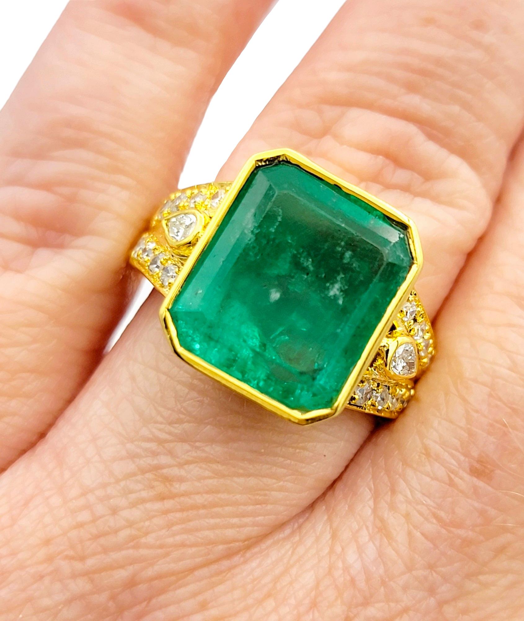 Emerald Cut Emerald and Diamond Shank Cocktail Ring Set in 18 Karat Yellow Gold For Sale 3