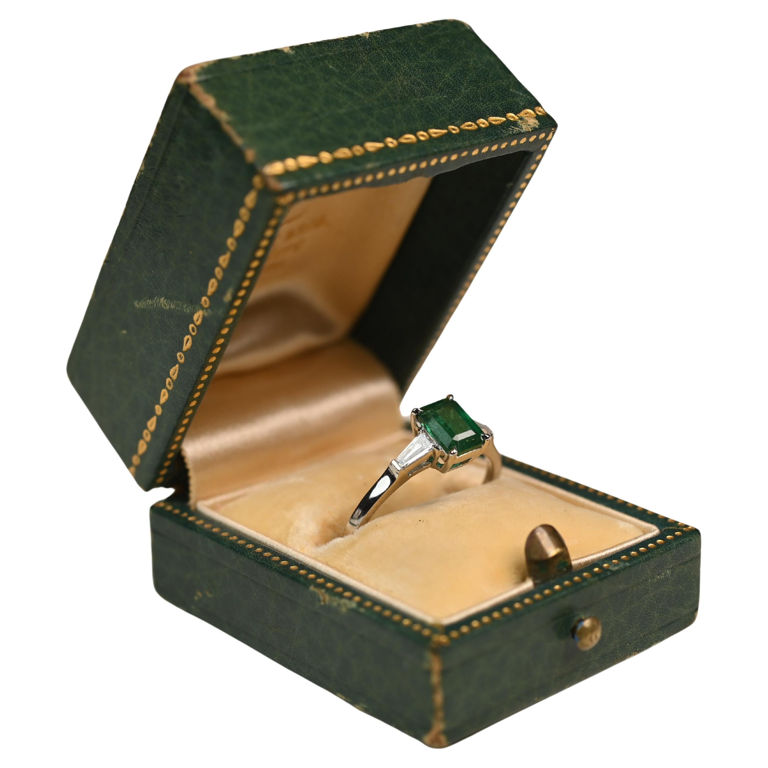 Smaragd Verlobungsring. 0,90ct Natürlicher Smaragd Diamant Baguette Ring Platin