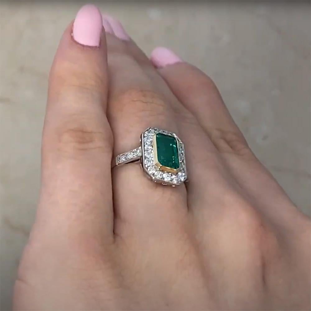 Anillo halo de diamantes talla esmeralda (aprox. 1,40 quilates), platino Art Decó en venta