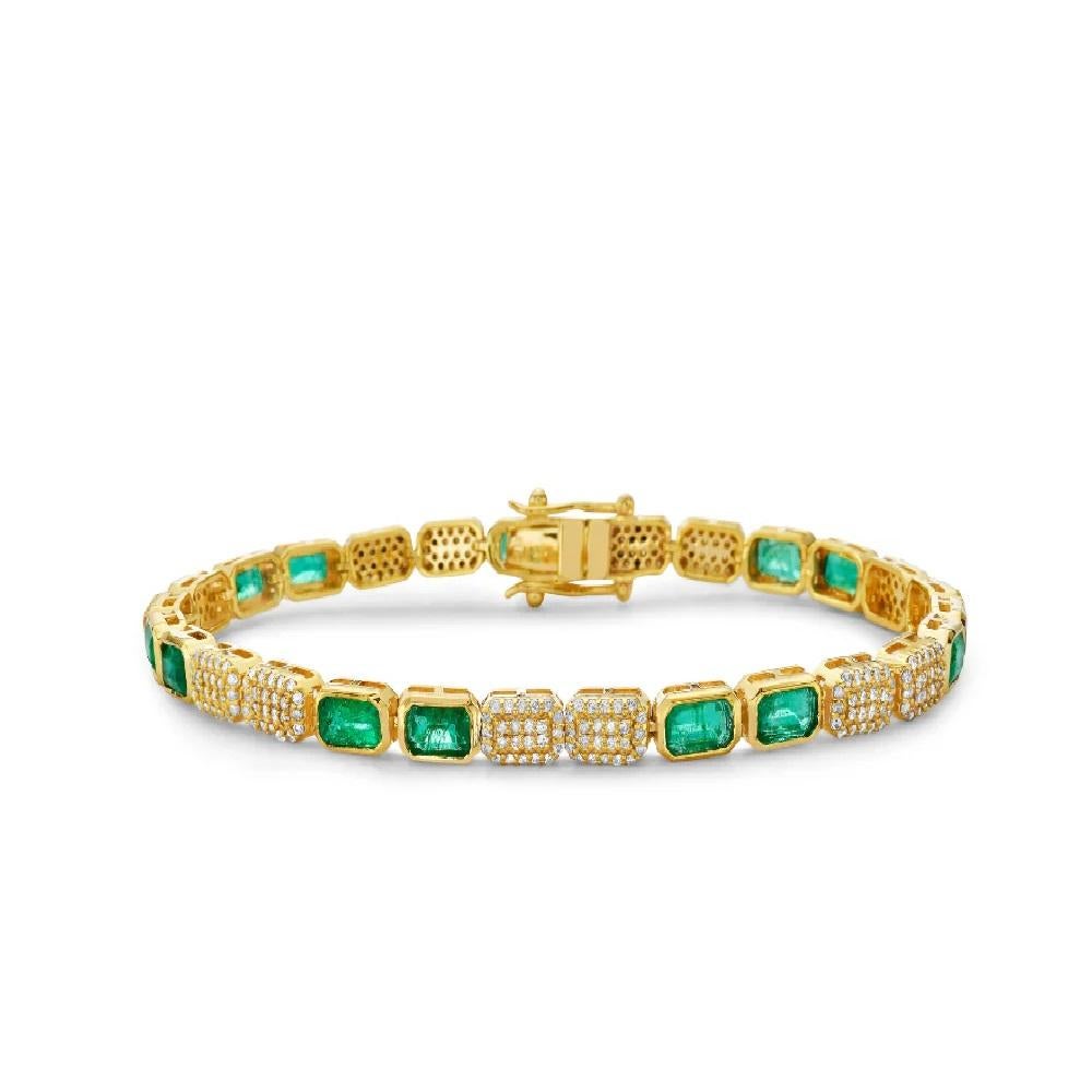 Smaragd-Schliff Smaragd & Pave Diamanten Tennis-Armband (5,50ct.) Lünette Einstellung 14K im Zustand „Neu“ im Angebot in Great Neck, NY