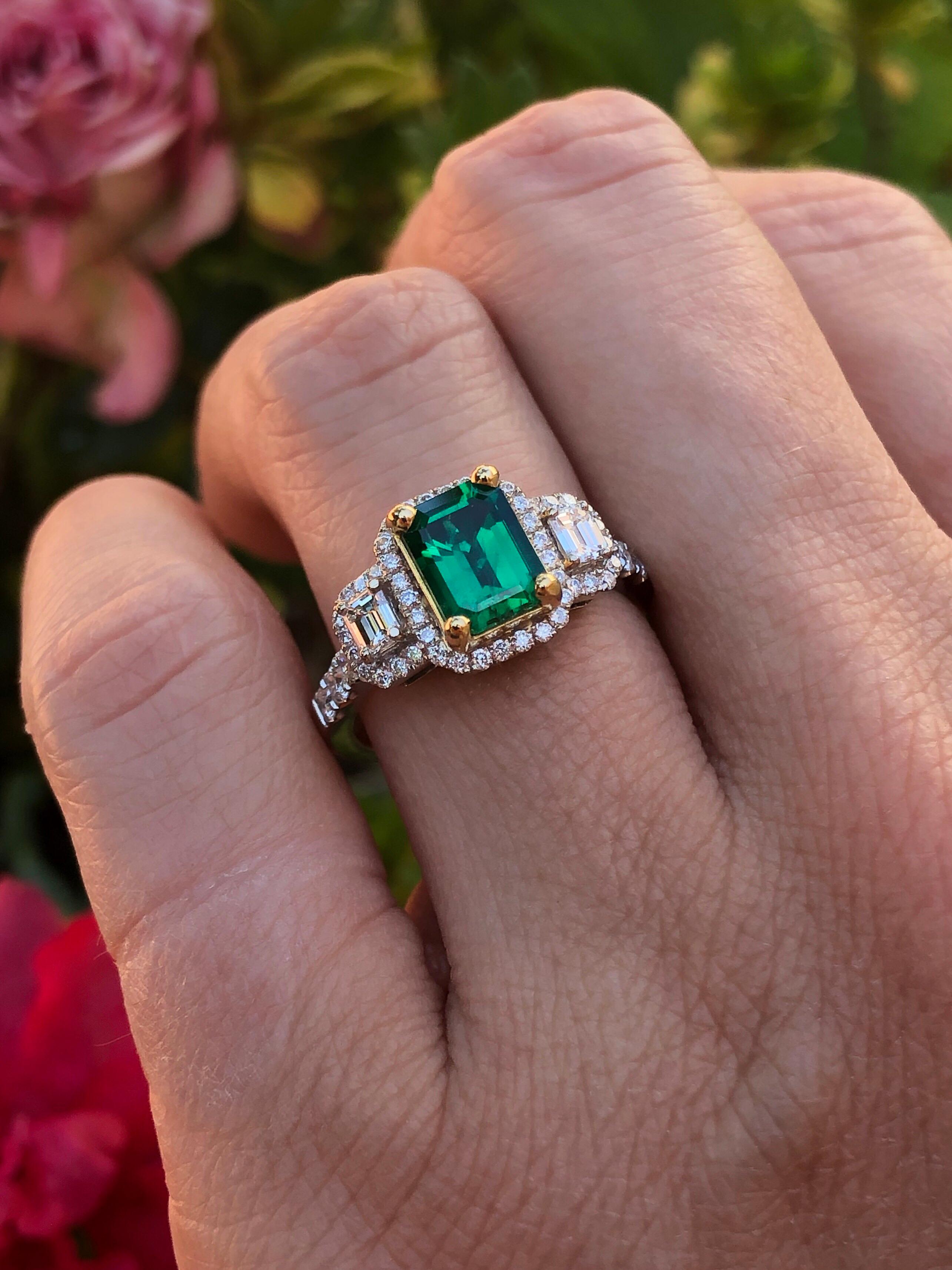 1 carat emerald ring