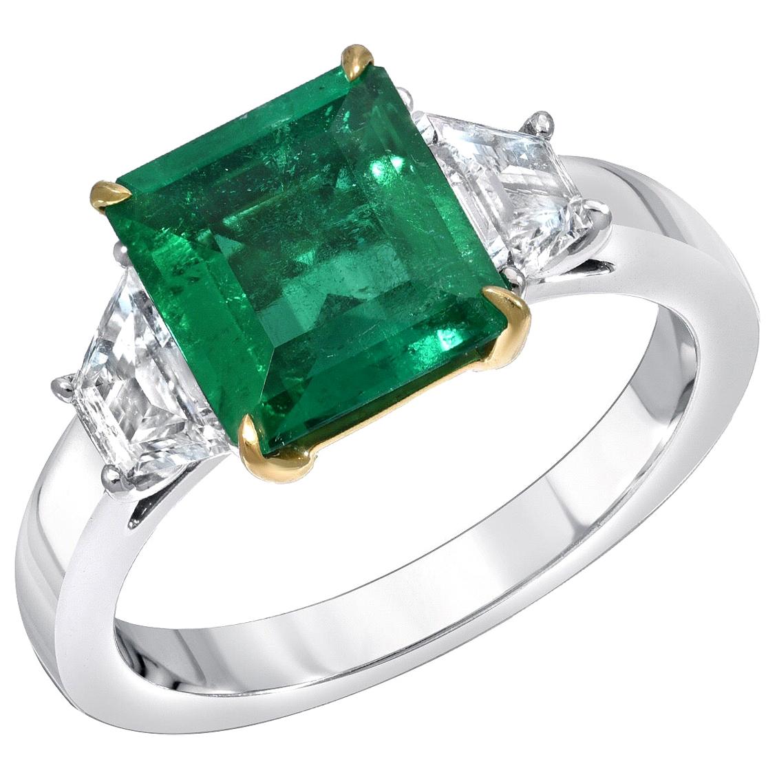 Colombian Emerald Ring Emerald Cut 1.85 Carats AGL Certified Insignificant Oil