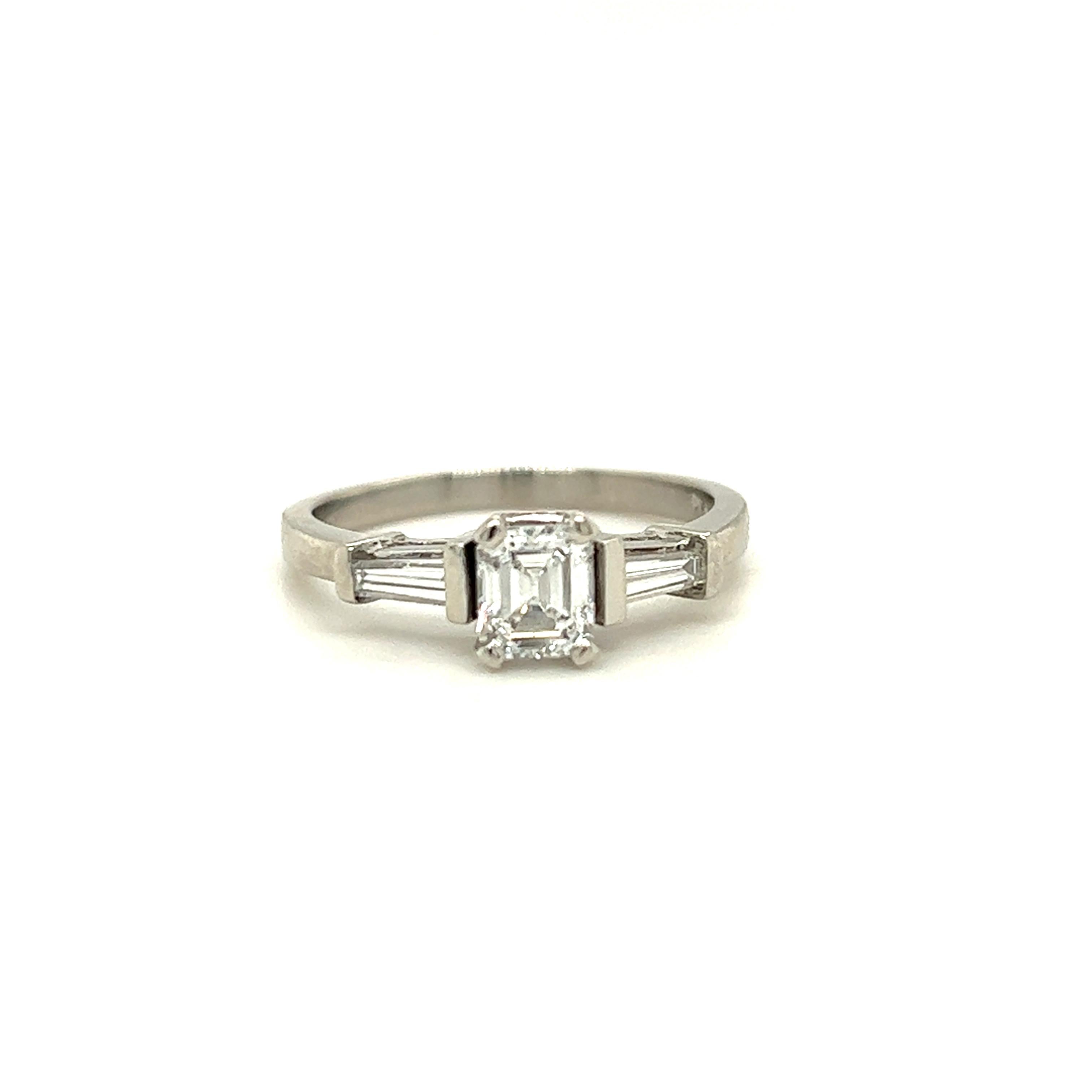 Emerald Cut GIA Diamond Platinum Engagement Ring In Good Condition For Sale In Towson, MD