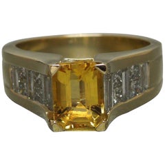 Vintage Emerald Cut Golden Beryl Solitaire and Baguette Diamond Pyramid Ring