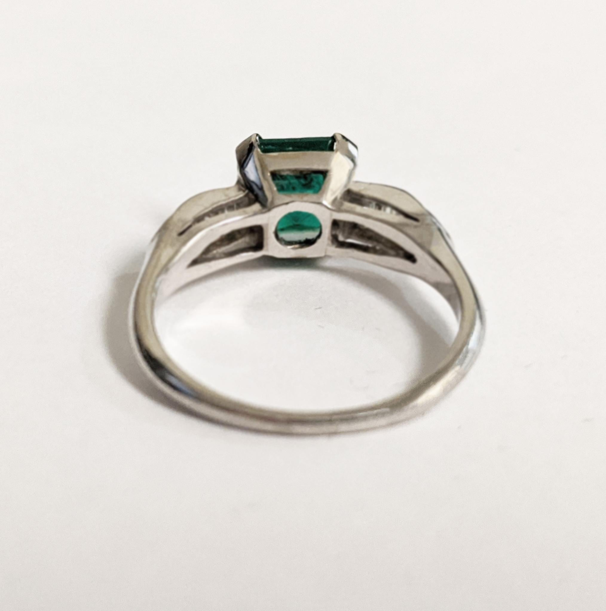 Emerald-Cut Green Emerald and Diamond Ring In Good Condition In NEW ORLEANS, LA