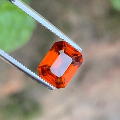 Smaragd-Schliff Hessonit-Granat Fanta Farbe Natürlich Facettiert Edelstein für feine Schmuckstücke