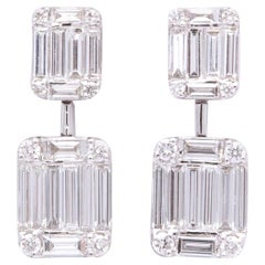 Tropfenohrring mit Diamant im Smaragdschliff und Illusion