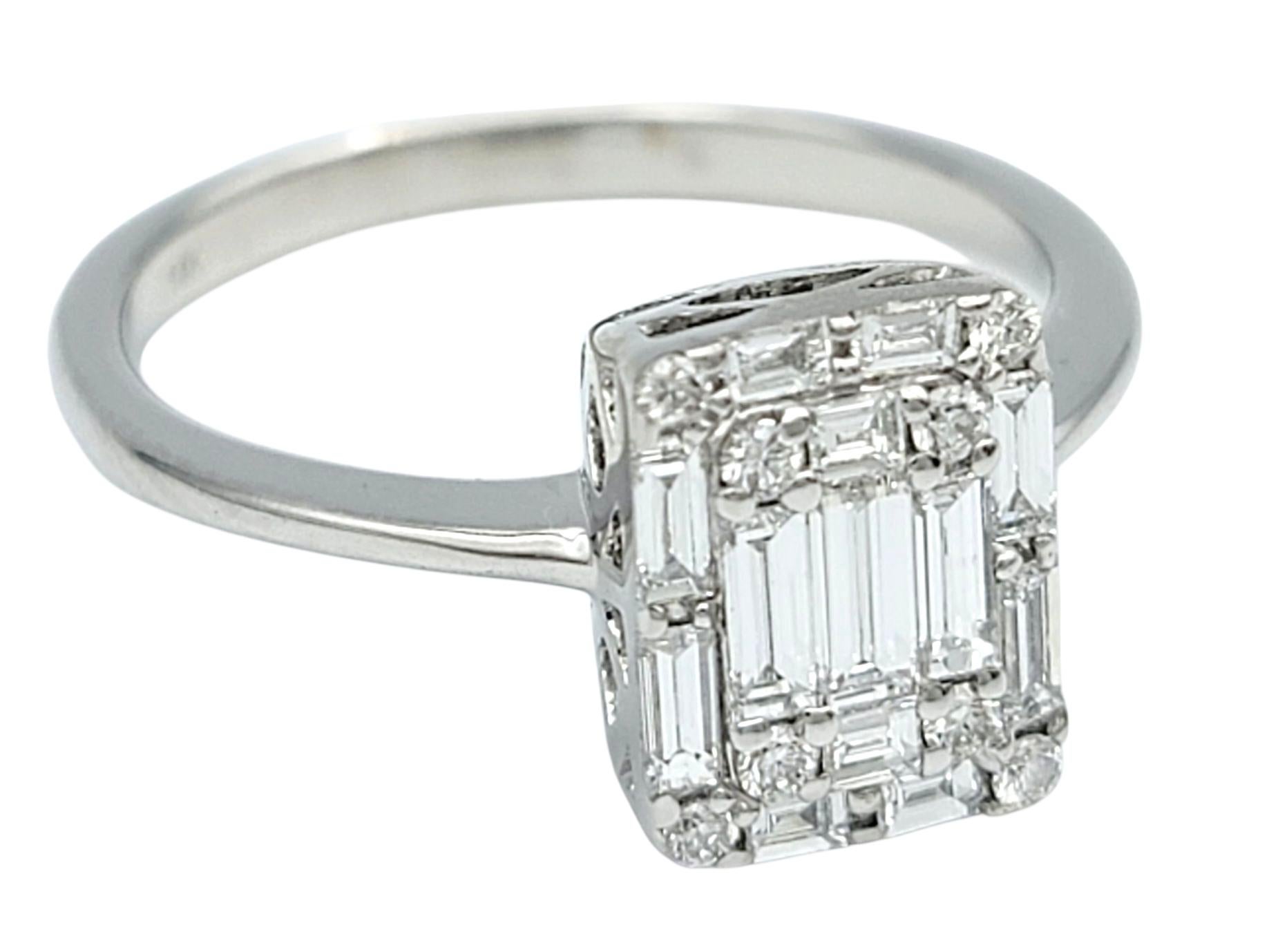 Smaragdschliff-Illusions-Diamant-Verlobungsring in 14 Karat Weißgold (Baguetteschliff) im Angebot