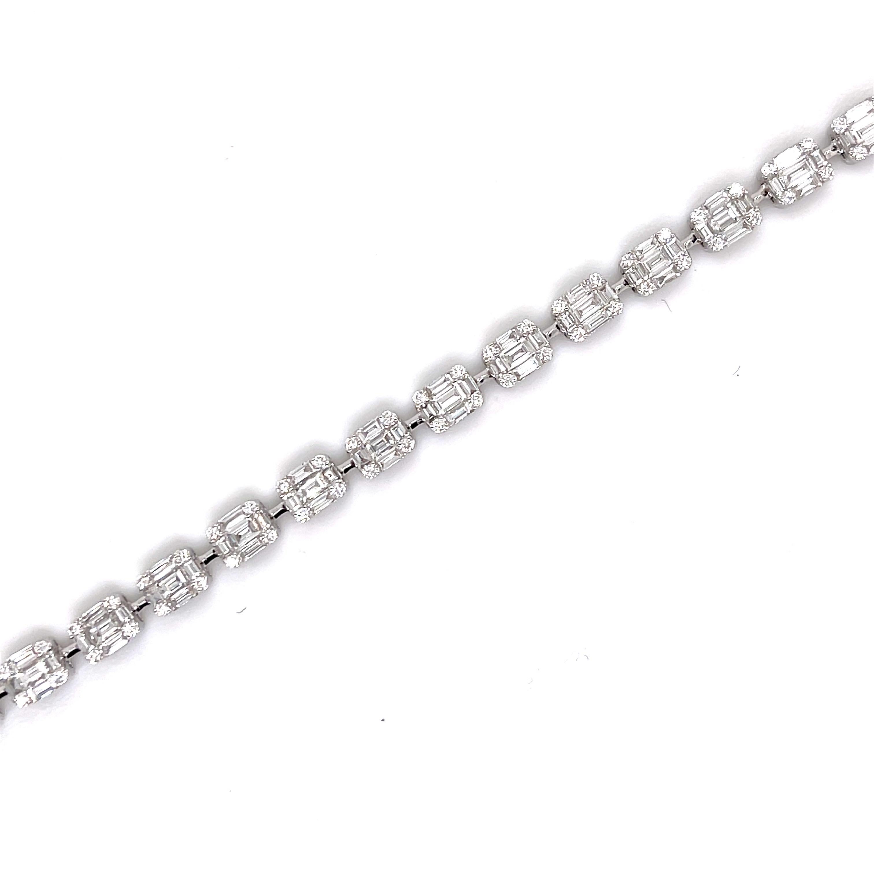 Emerald Cut Illusion Diamond Tennis Bracelet 4.02 Carats 18 Karat White Gold In New Condition For Sale In New York, NY