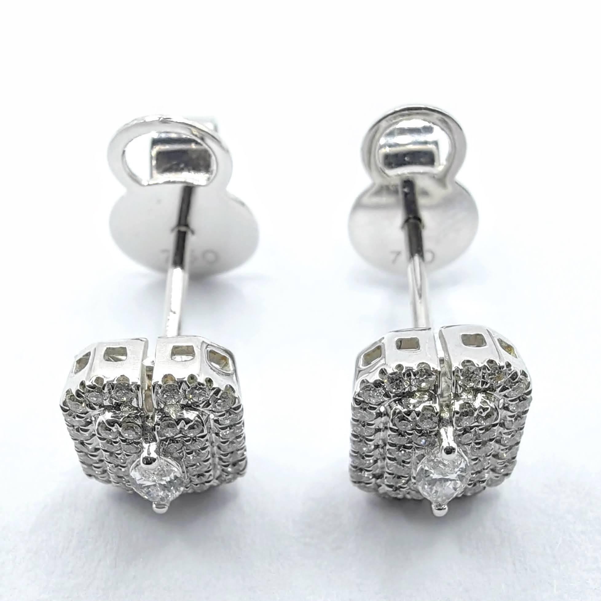 Smaragdschliff-Illusion runder Diamant Oktagon Halo Ohrstecker aus 18K Weißgold im Angebot 6