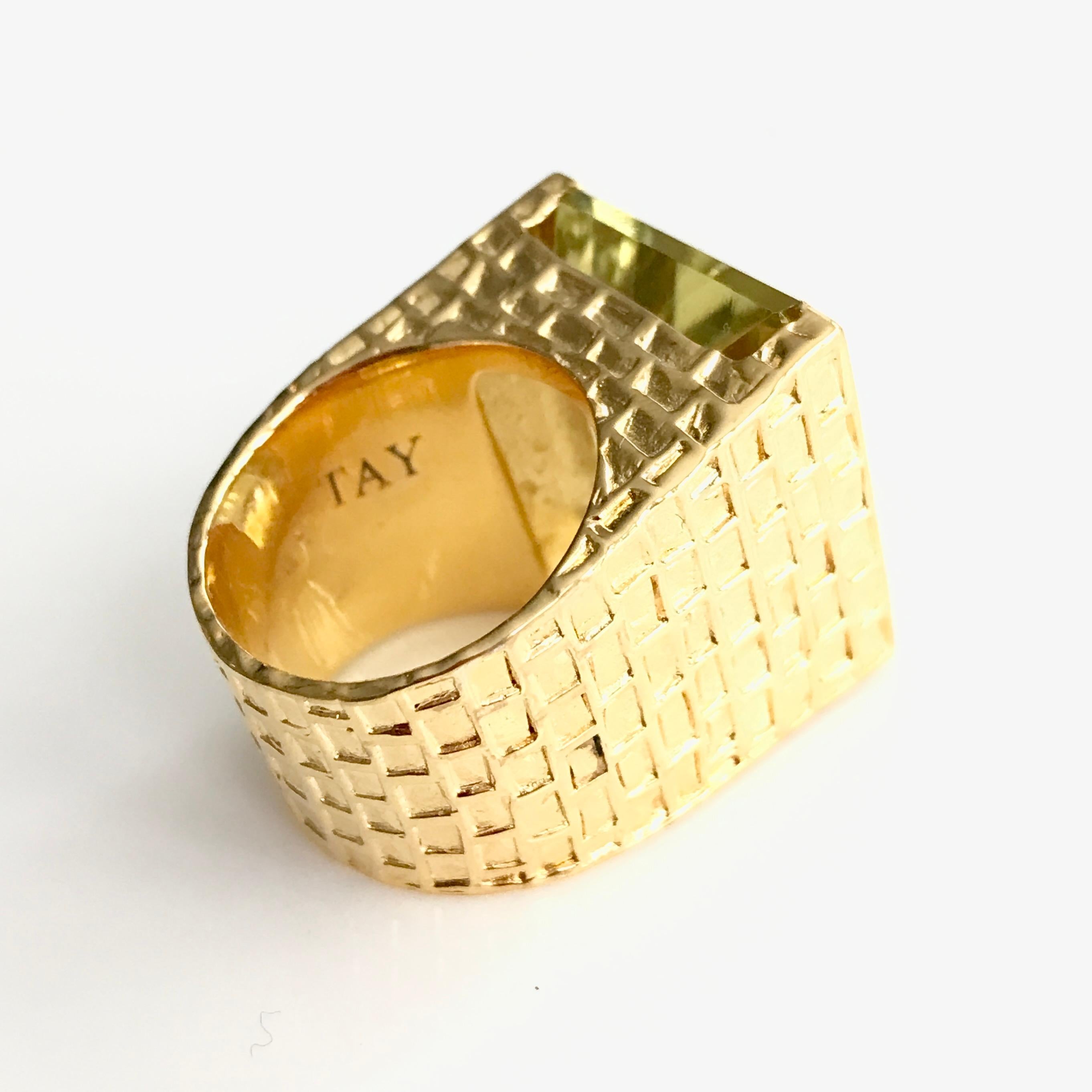 Emerald Cut Lemon Quartz Chiselled 'Stephie' Ring In New Condition For Sale In London, GB