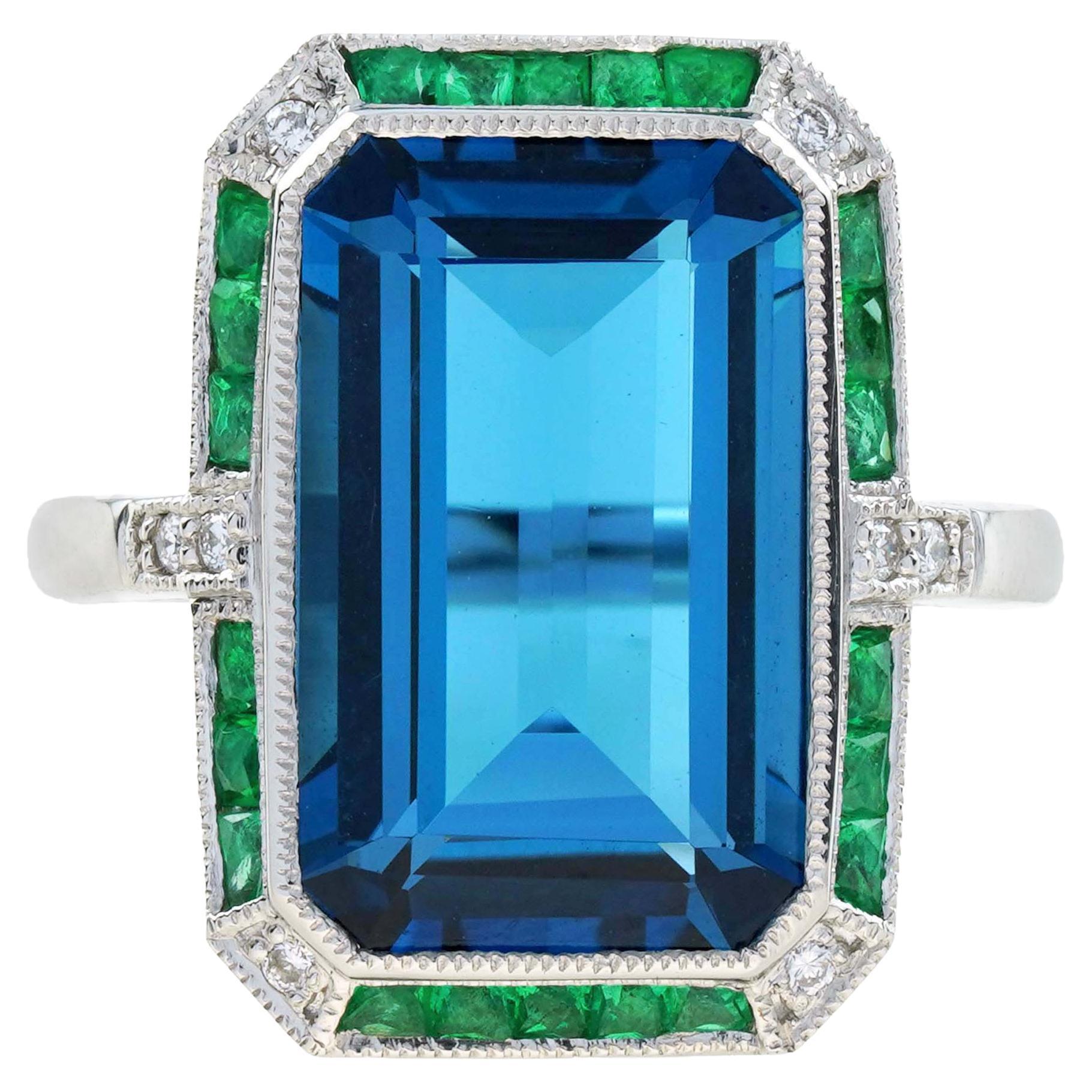 Bague cocktail en or 18 carats avec topaze bleue de Londres, taille émeraude et diamants