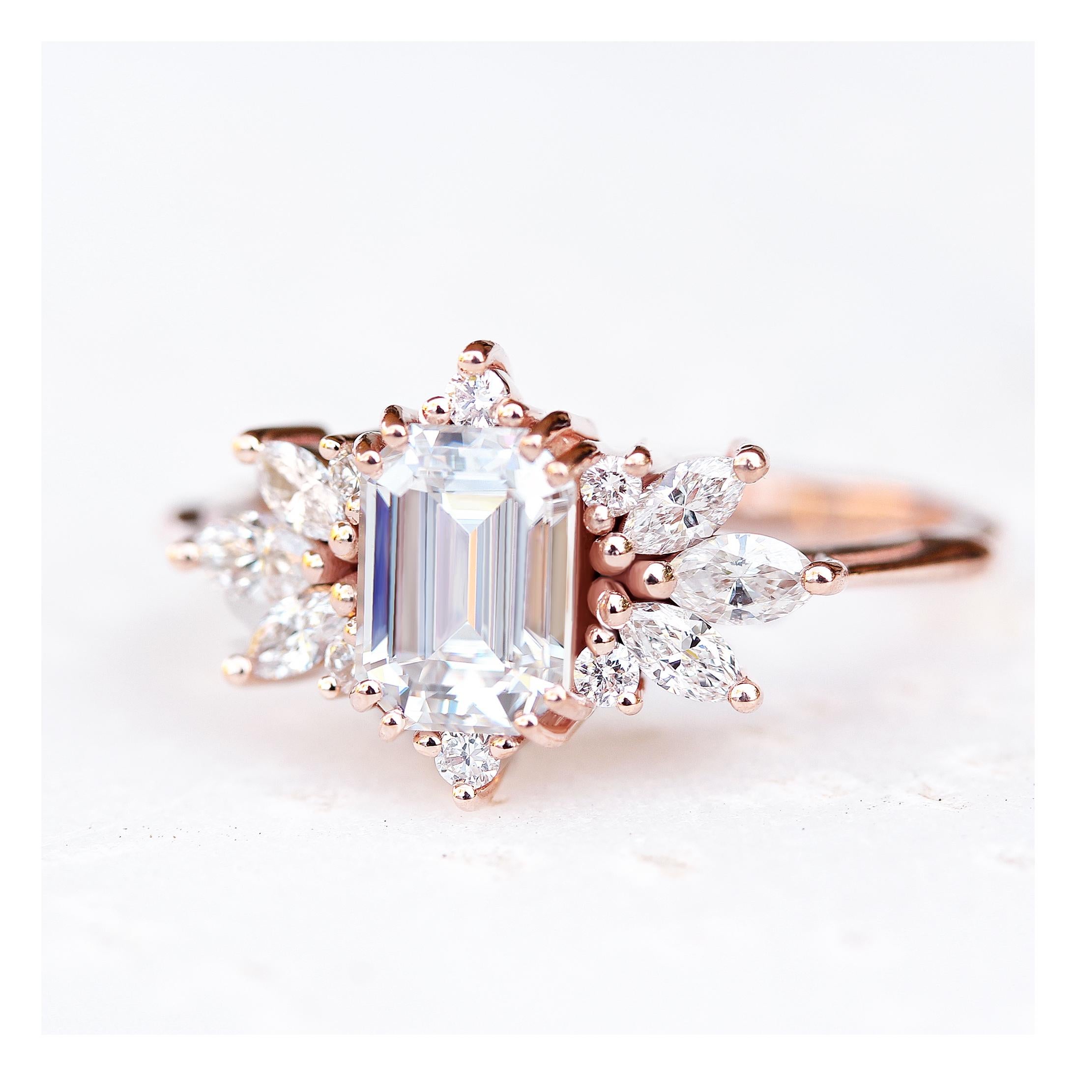 Set di anelli nuziali eleganti in moissanite taglio smeraldo 