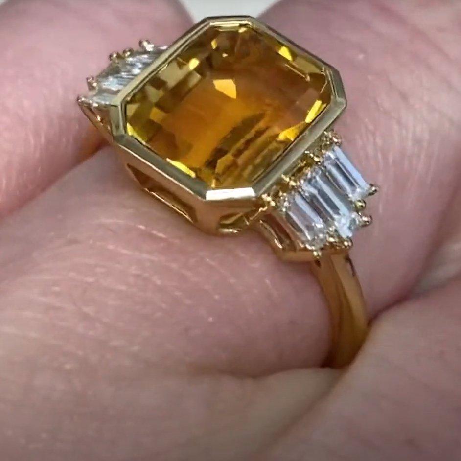 Ring aus 18 Karat Gelbgold mit natürlichem Citrin im Smaragdschliff ( ca. 3.3 Karat), Smaragdschliff im Angebot 1